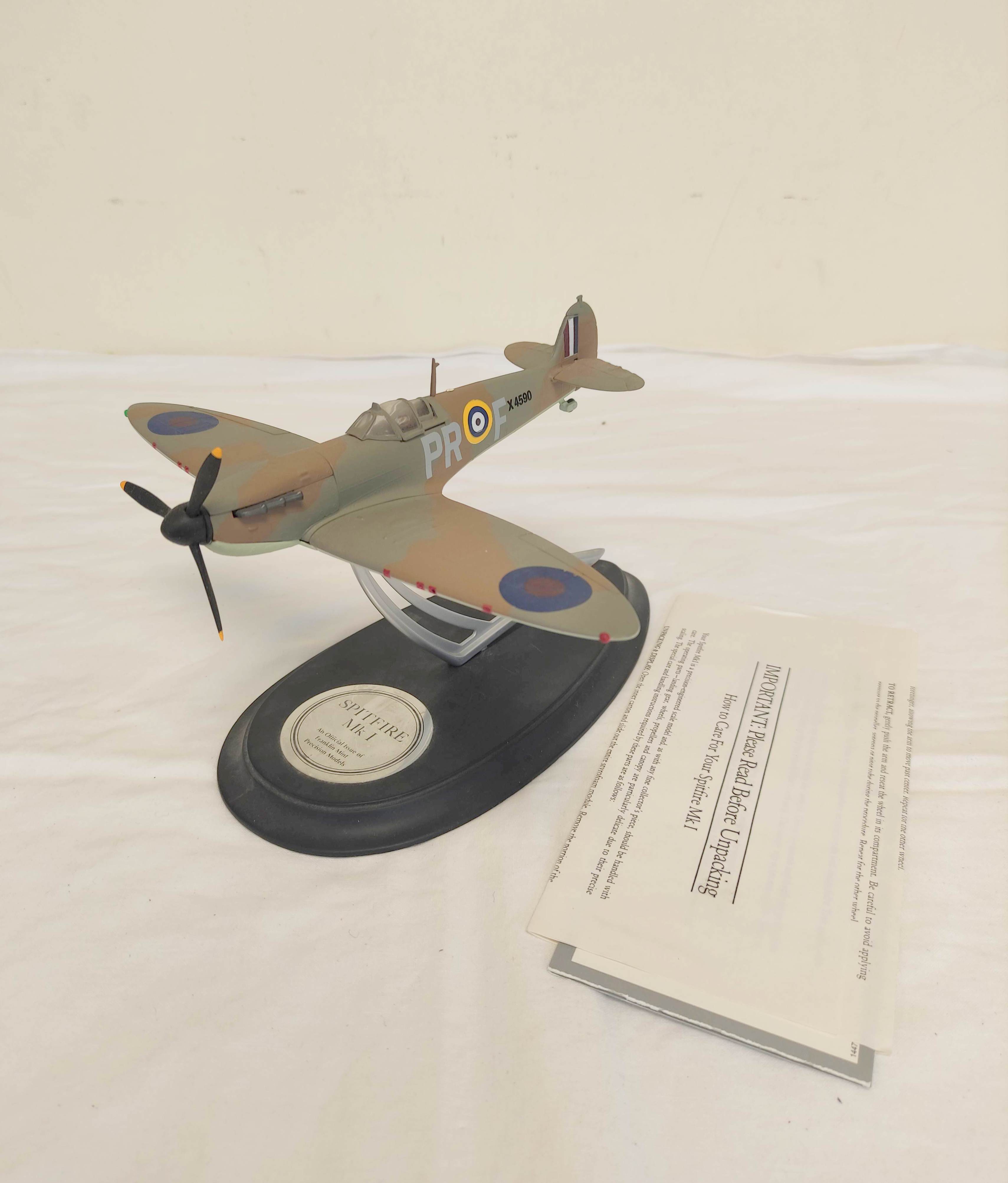 Two boxed Franklin Mint model airplanes comprising of an USAF B17G Flying Fortress & a Spitfire Mk1. - Image 9 of 13