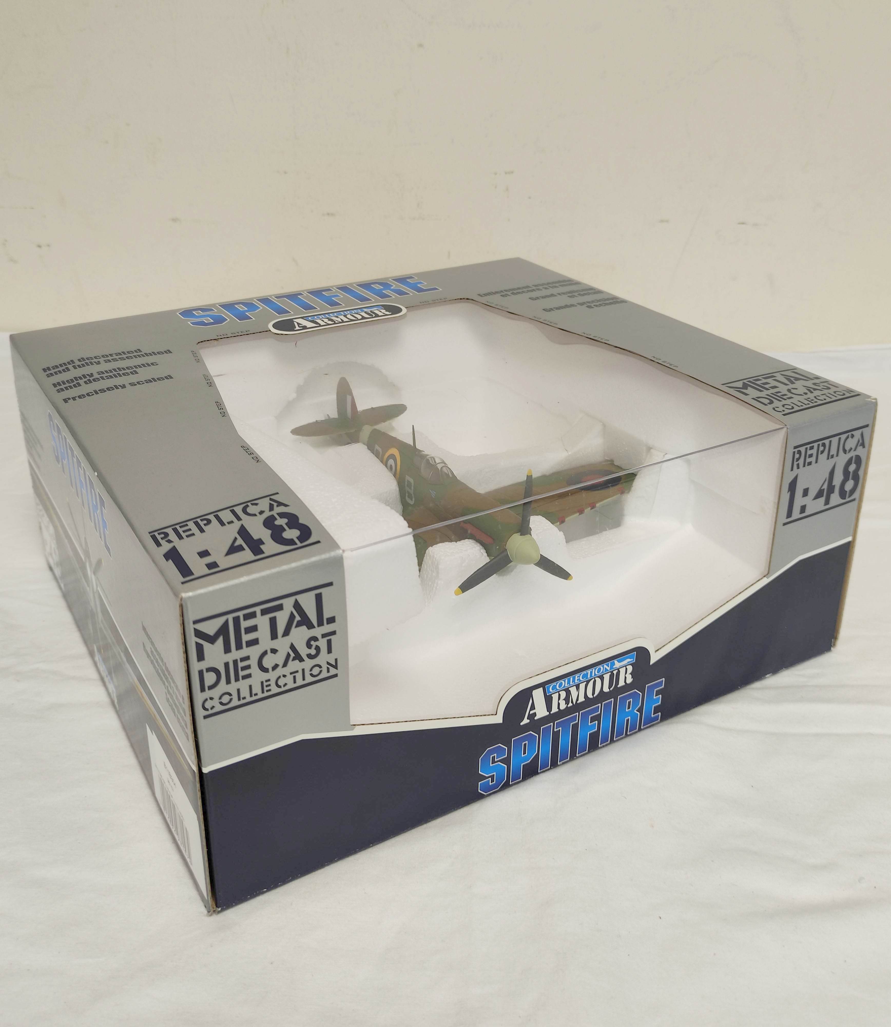 1:48 scale Franklin Mint Armour Collection boxed diecast Spitfire MKV B RAF airplane (98157). Ex - Image 7 of 7