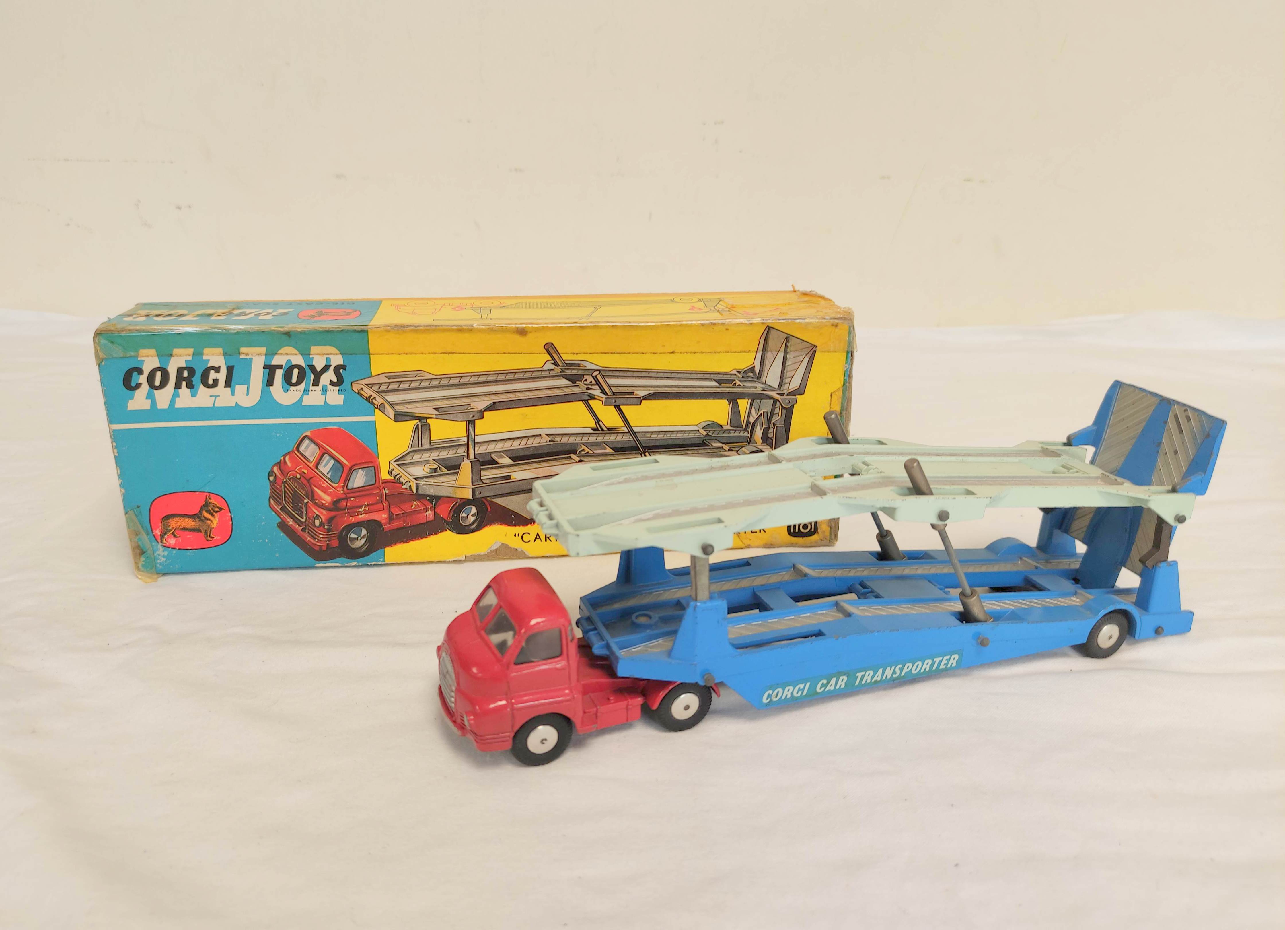 Corgi Toys. Boxed Bedford Carrimore Car Transporter No1101 with four loose cars. Comprising of an - Image 2 of 15