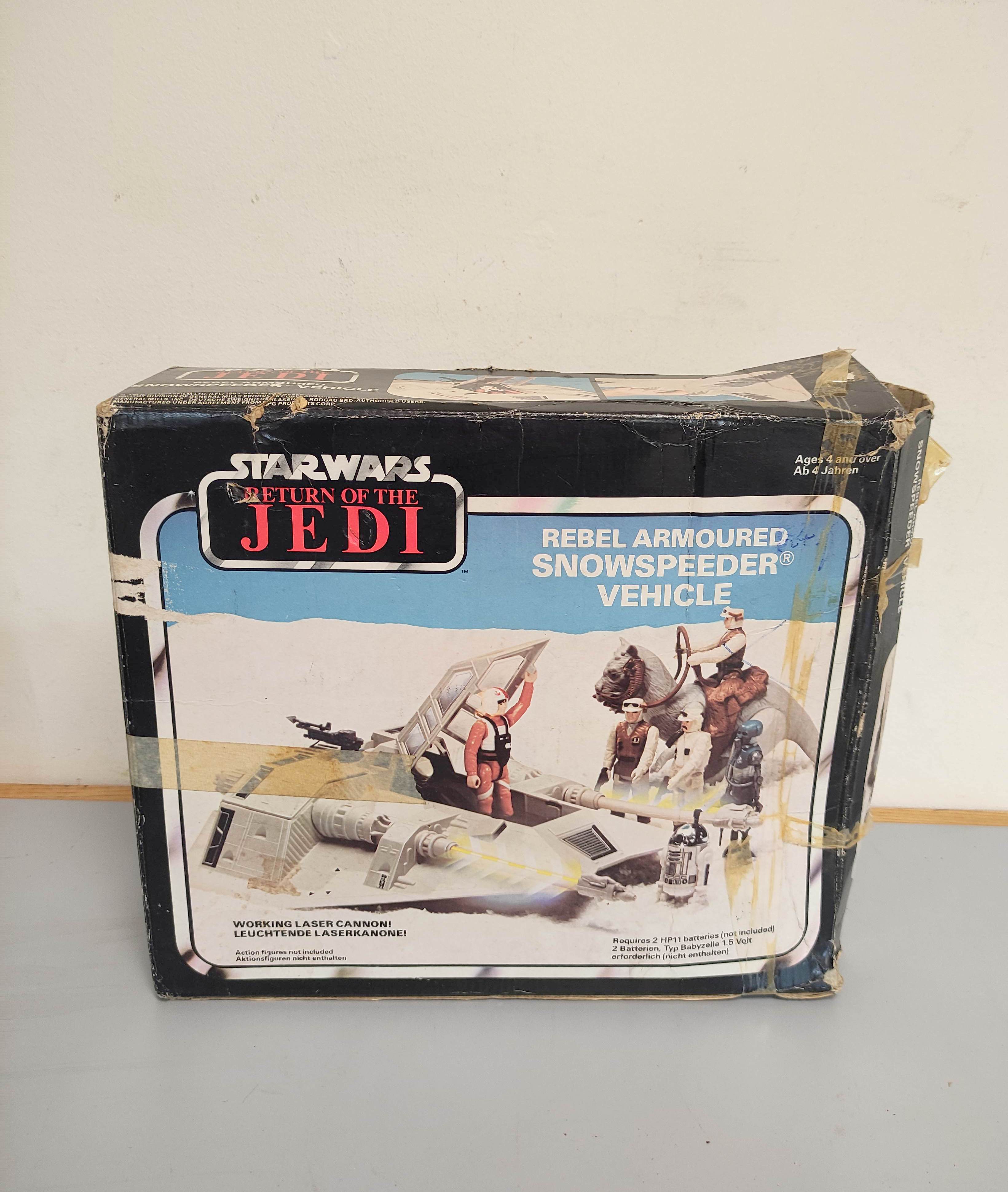 Star Wars- 1983 Return Of The Jedi Rebel Armoured Snowspeeder Vehicle by Kenner Toys with - Image 2 of 7