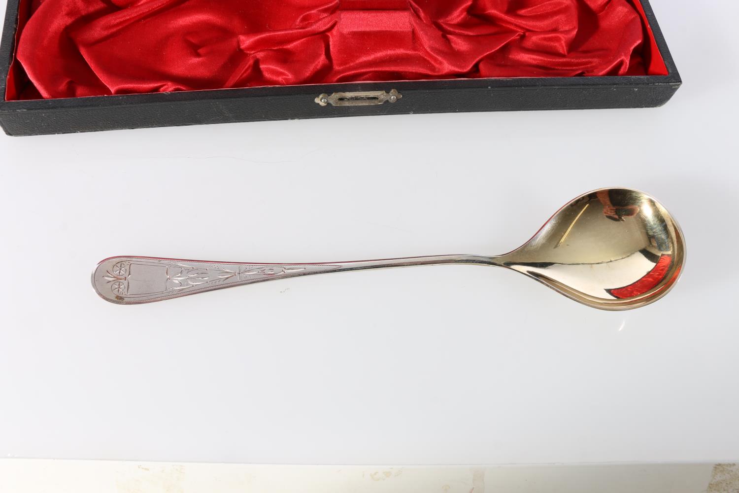 Cased pair of David Andersen 830 grade silver serving spoons, with gilded bowls, dated 1892, 125g. - Image 2 of 2