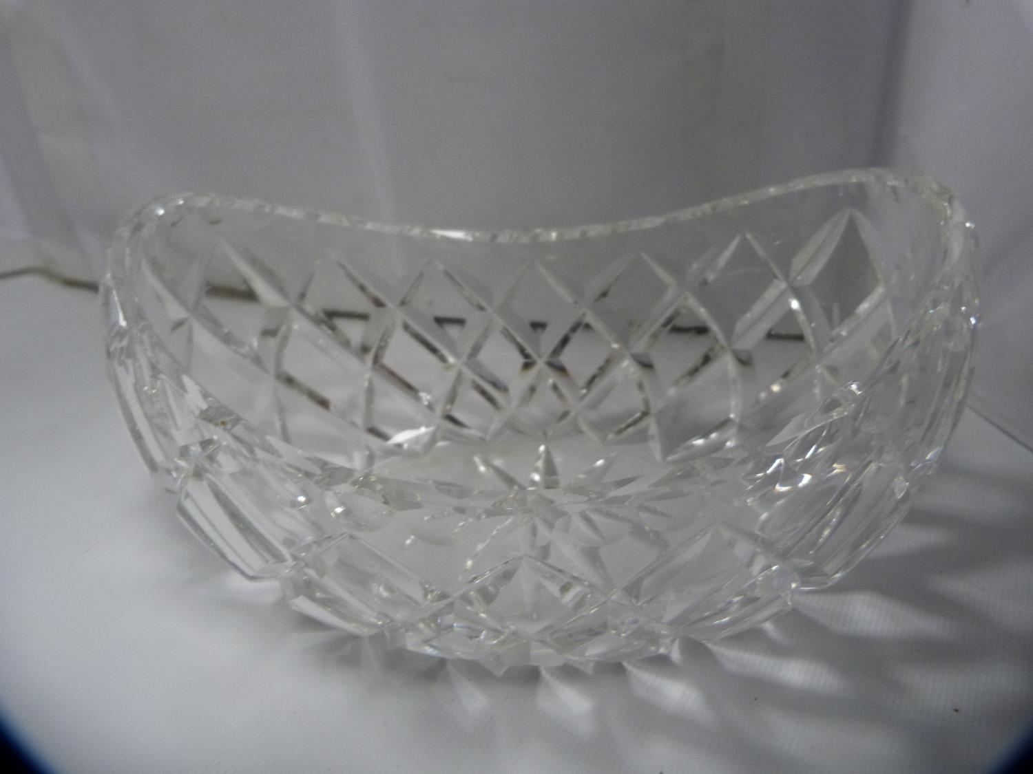 Cut glass bowl on tripod feet and a boat-shaped bowl.  (2) - Image 2 of 4