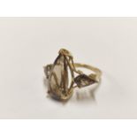 9ct gold and smoky quartz dress ring, 5g gross.