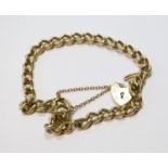 9ct gold curb bracelet, 15g.