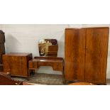1930s mahogany three piece bedroom suite comprising of four drawer chest, mirror back dressing table