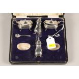 George V hallmarked Silver six piece cruet set