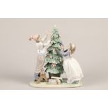 Lladro figure; Children decorating the Christmas Tree; 31cm high