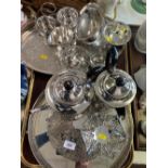 Assorted silver plate to include gallery trays
