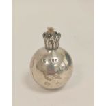 Silver lighter modelled as a grenade with flambeau cap by S. Mordan 1894, 54mm, loaded.