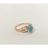 Victorian turquoise cluster ring with diamond 'point' in gold foliate openwork mount, c1850, size '