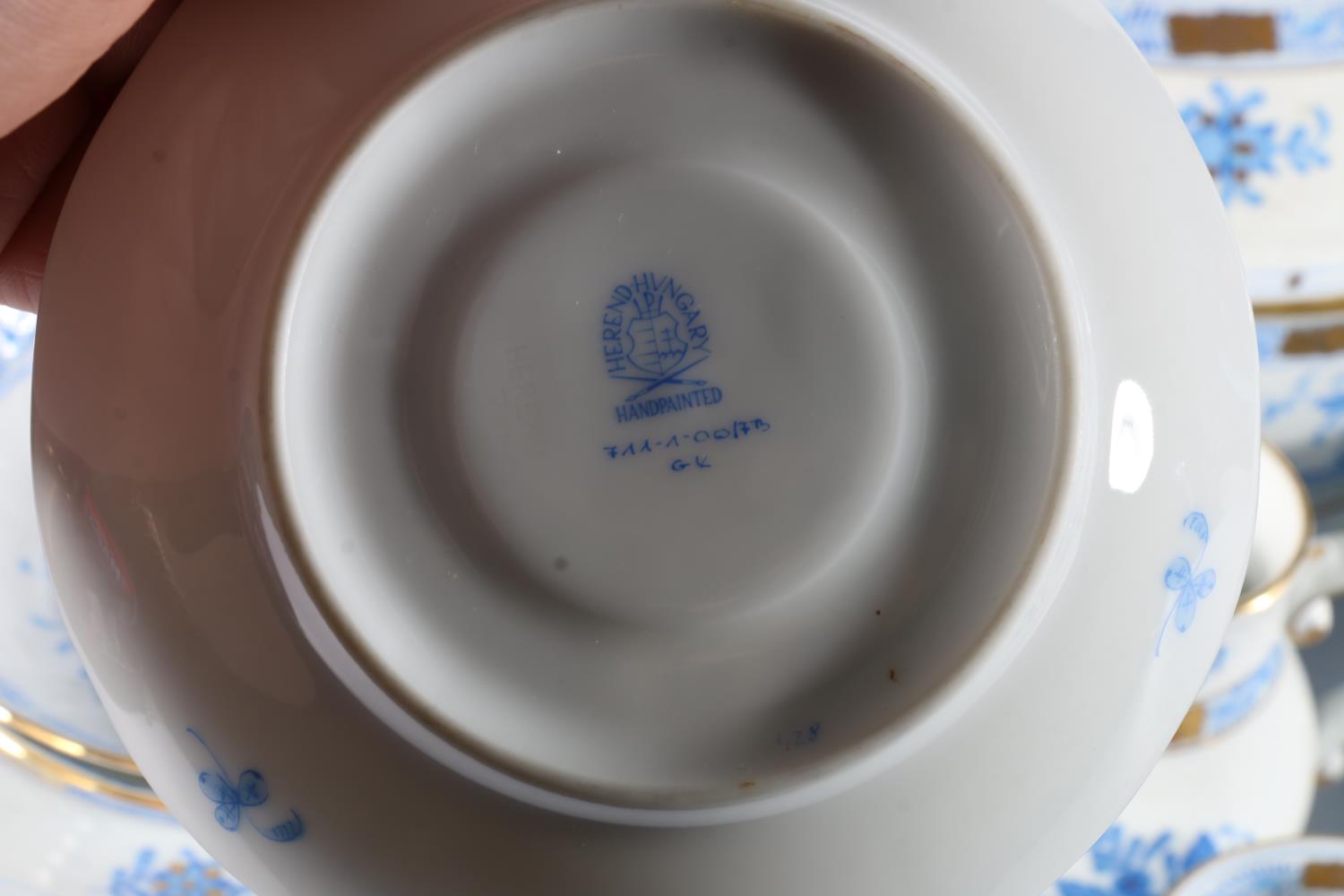 Herend of Hungary porcelain dinner and coffee service with floral and gilt pattern comprising - Image 3 of 4