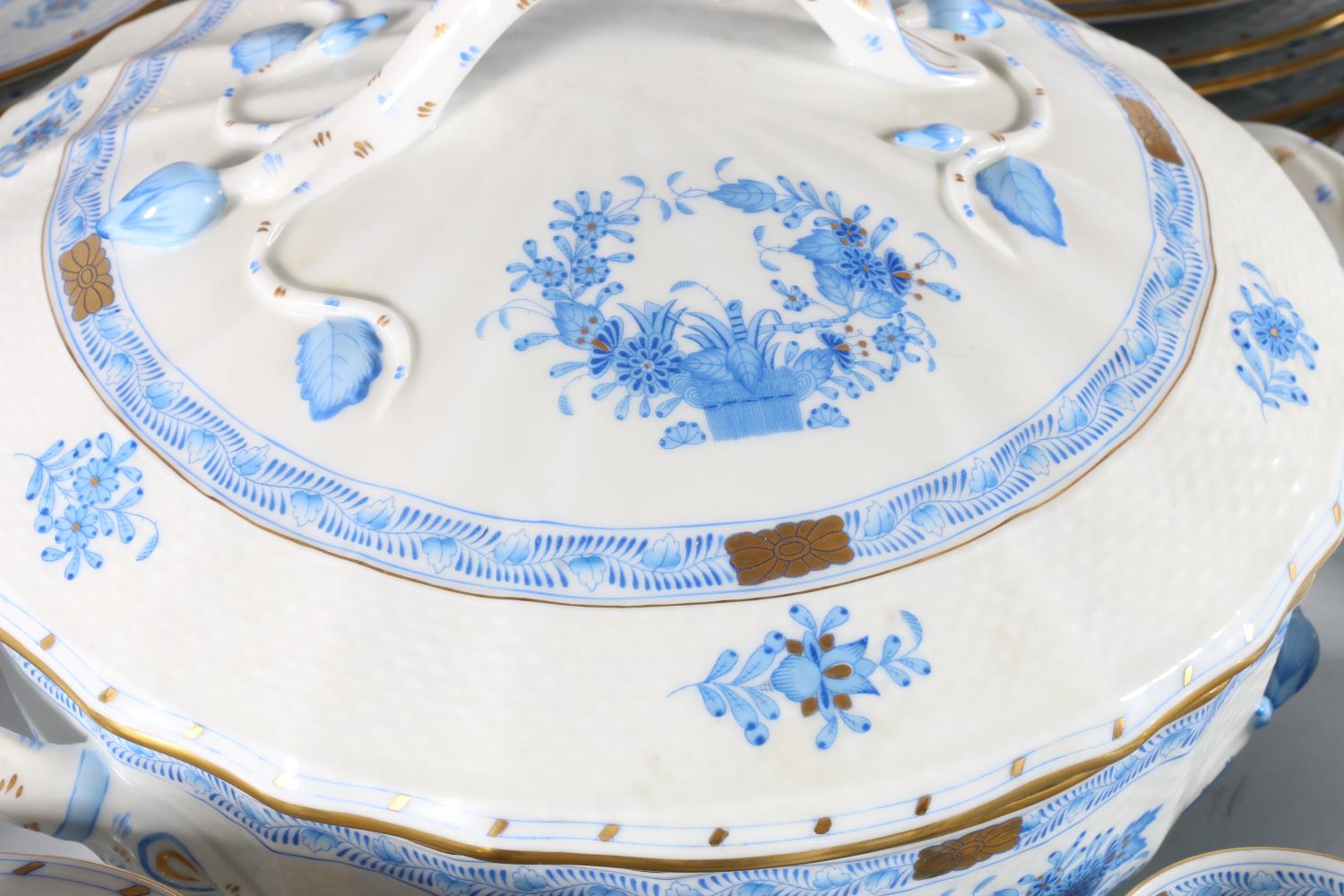 Herend of Hungary porcelain dinner and coffee service with floral and gilt pattern comprising - Image 2 of 4