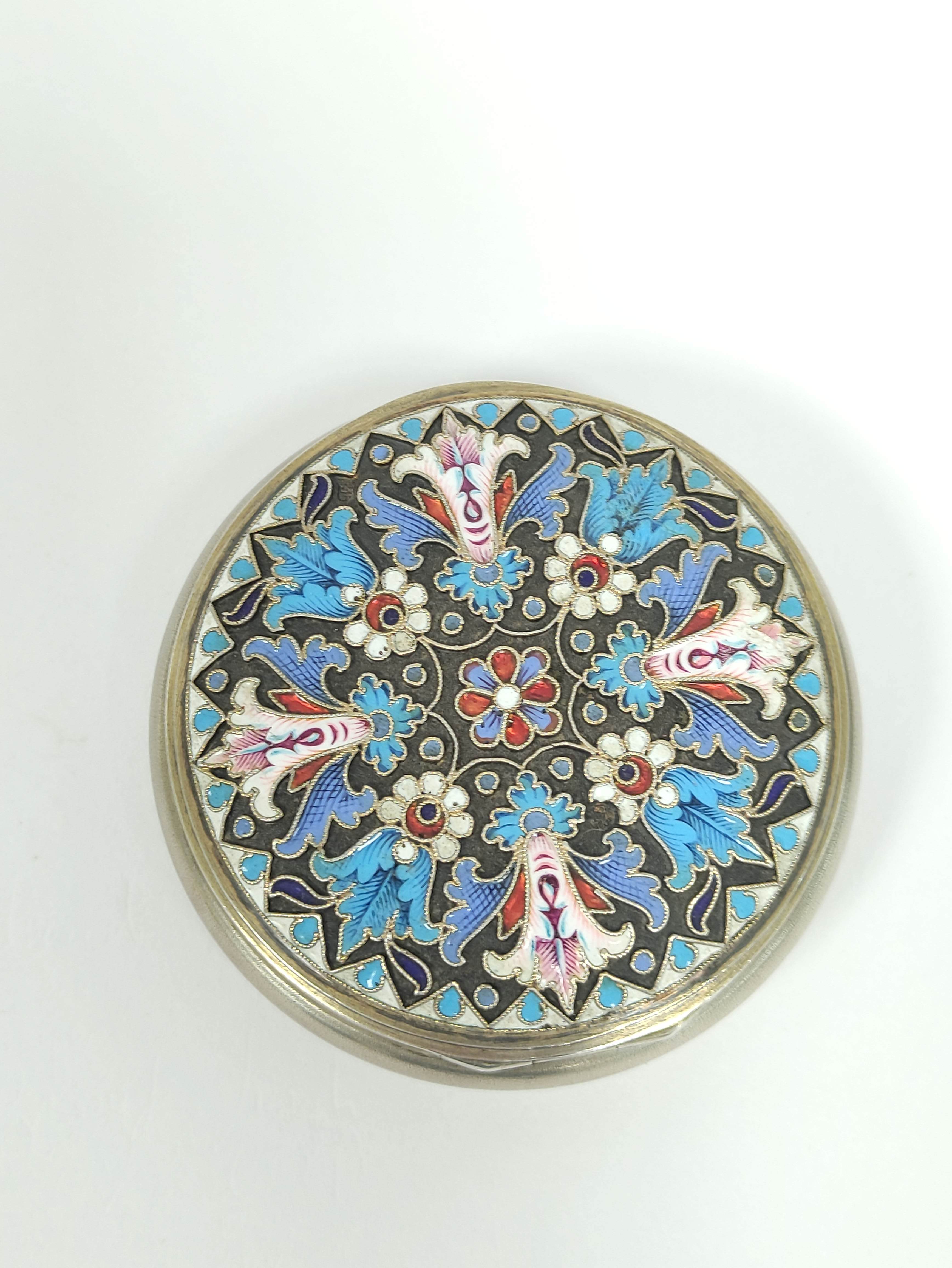 Faberge silver gilt and enamel circular box with angular sides and cover in blue, white pink and - Image 6 of 6