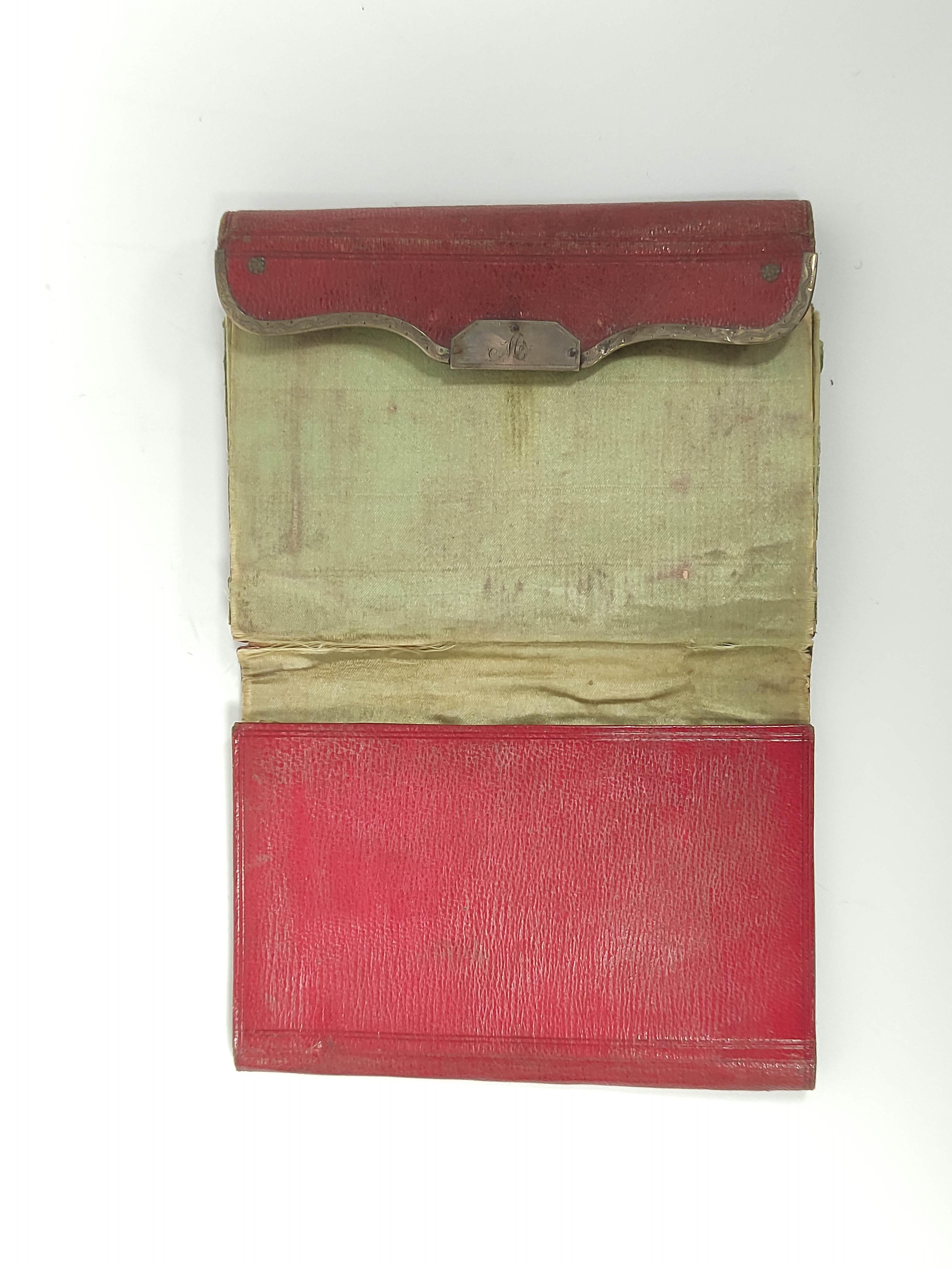 Georgian morocco purse or wallet with silver initialled mounts, with green silk lining, c1790, 11. - Bild 3 aus 3