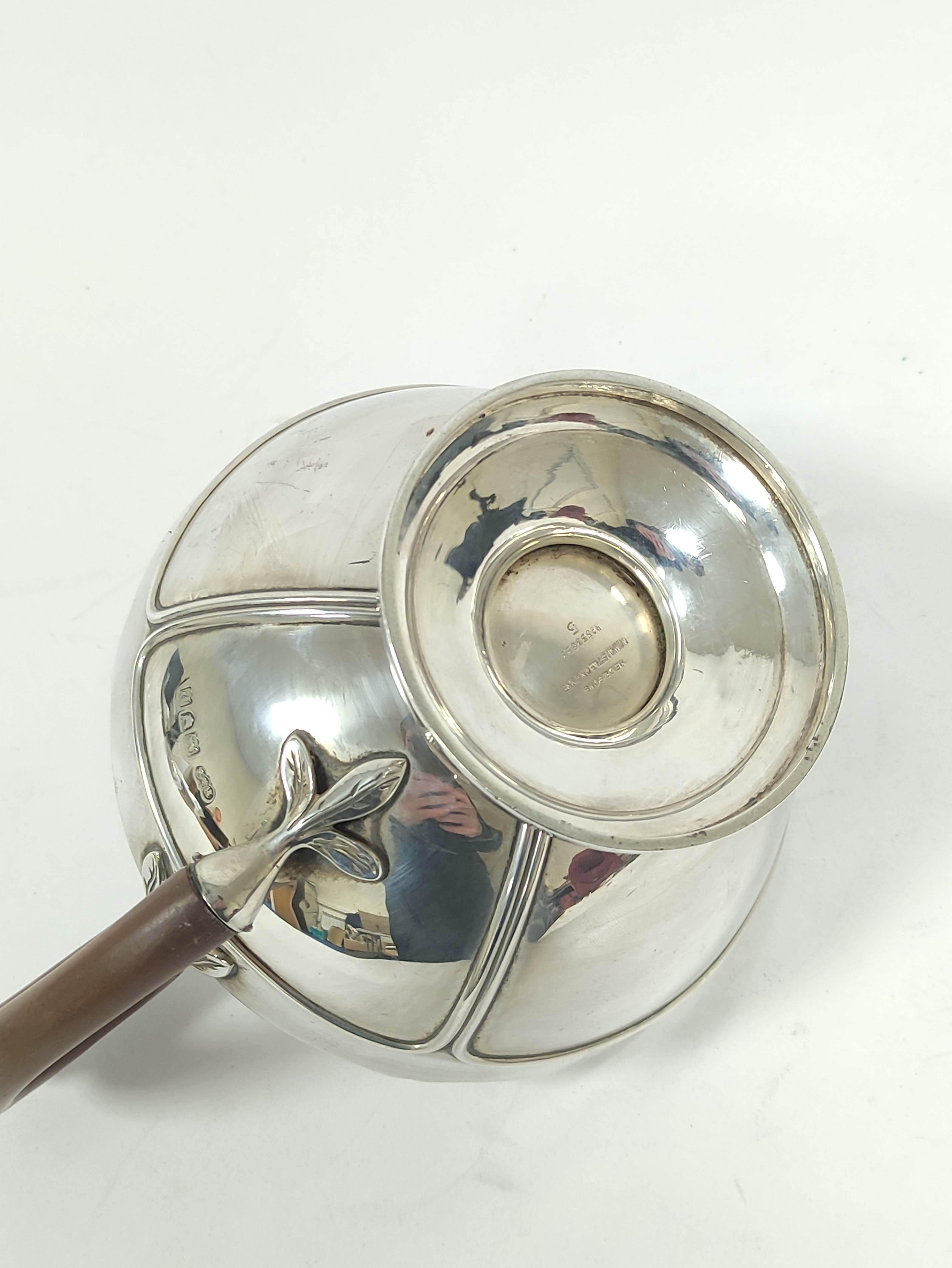 Silver tea pot, hemispherical with waved edges, by Reids, Newcastle (London) 1910, 580g / 17oz. - Image 5 of 6