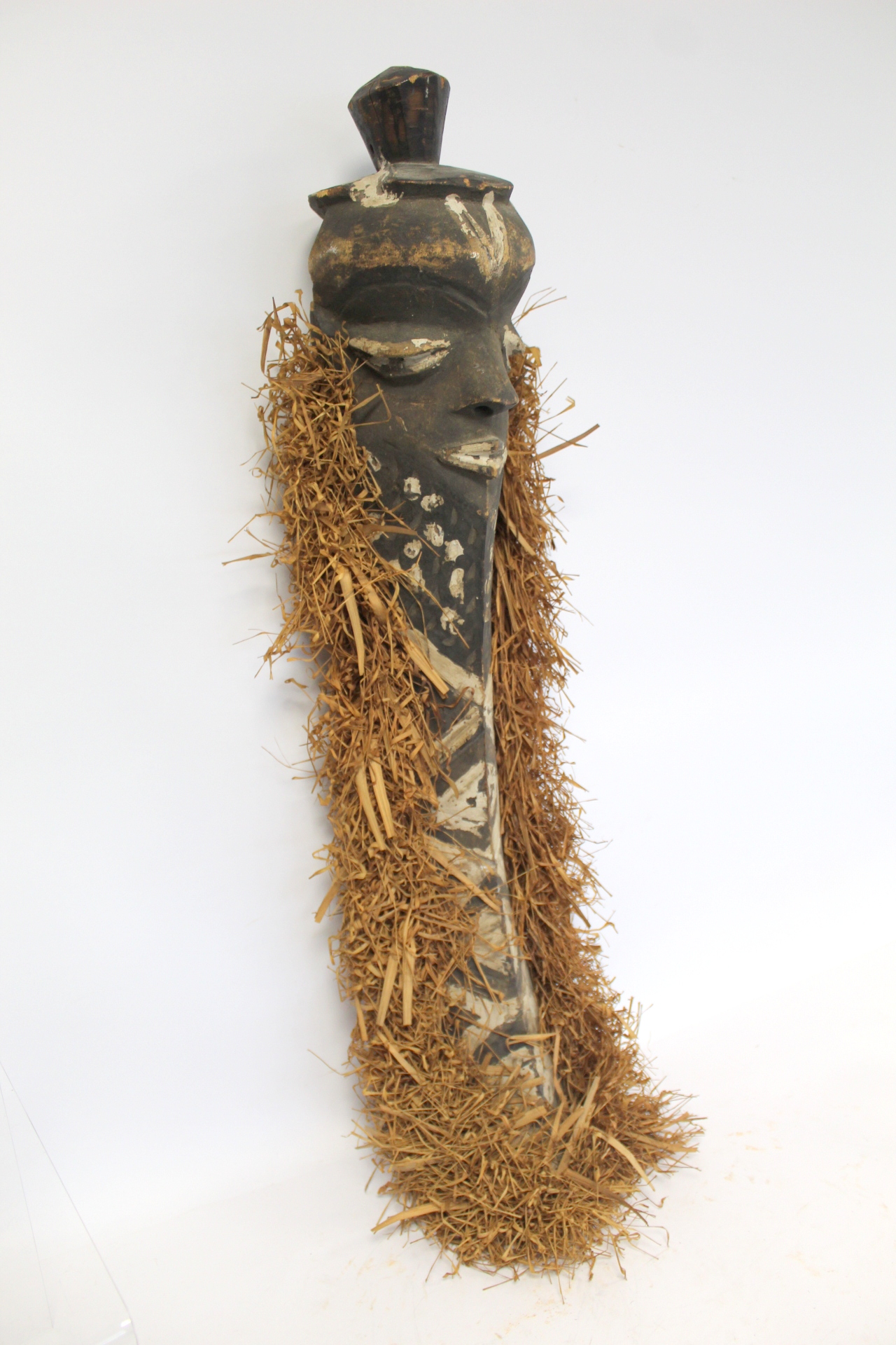 African tribal carved wooden mask of elongated form, with carved and painted facial features, border - Image 3 of 8