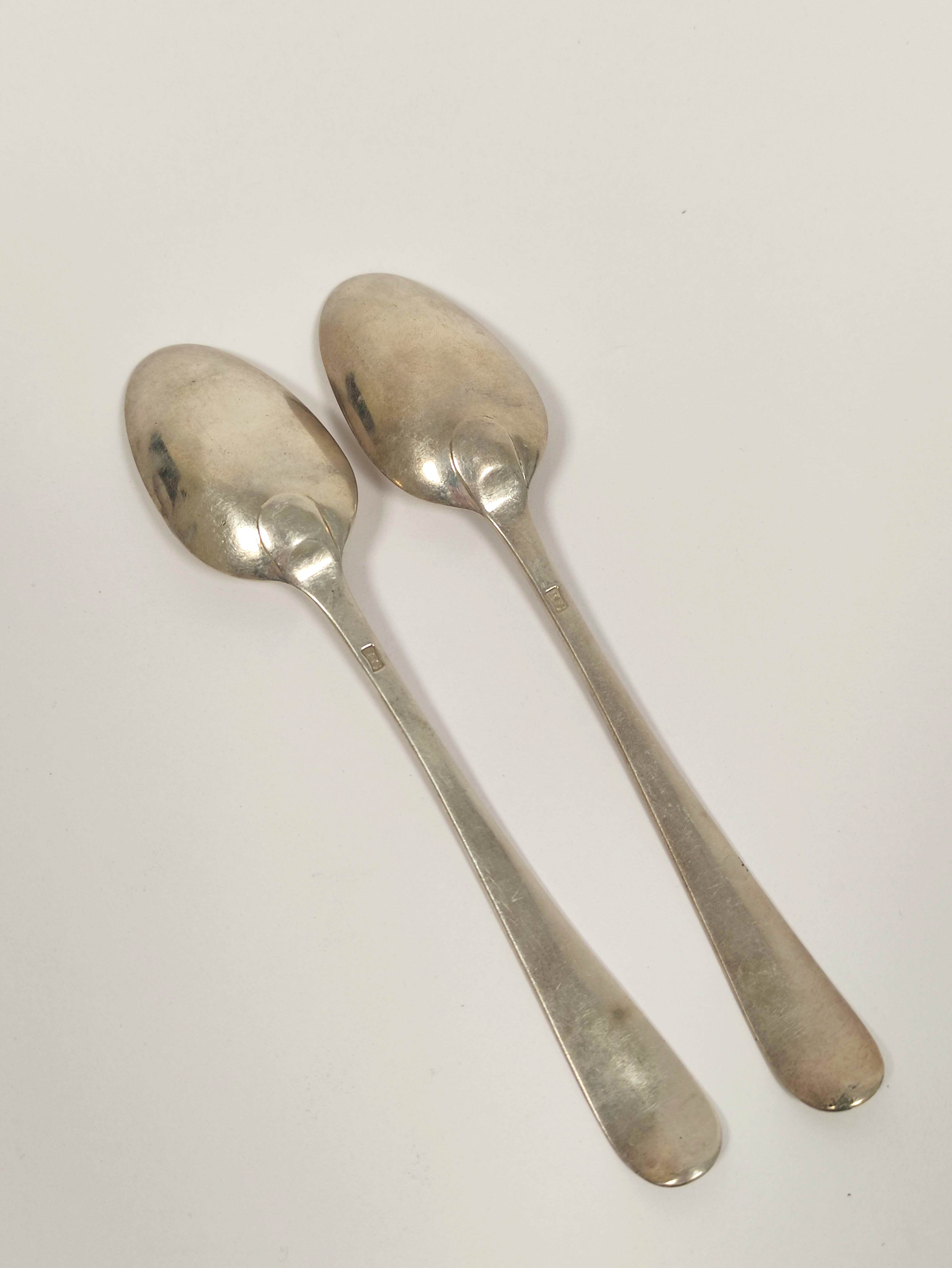 Pair of Provincial silver dessert spoons, bright cut and initialled 'L', by James Gordon Aberdeen - Image 2 of 3