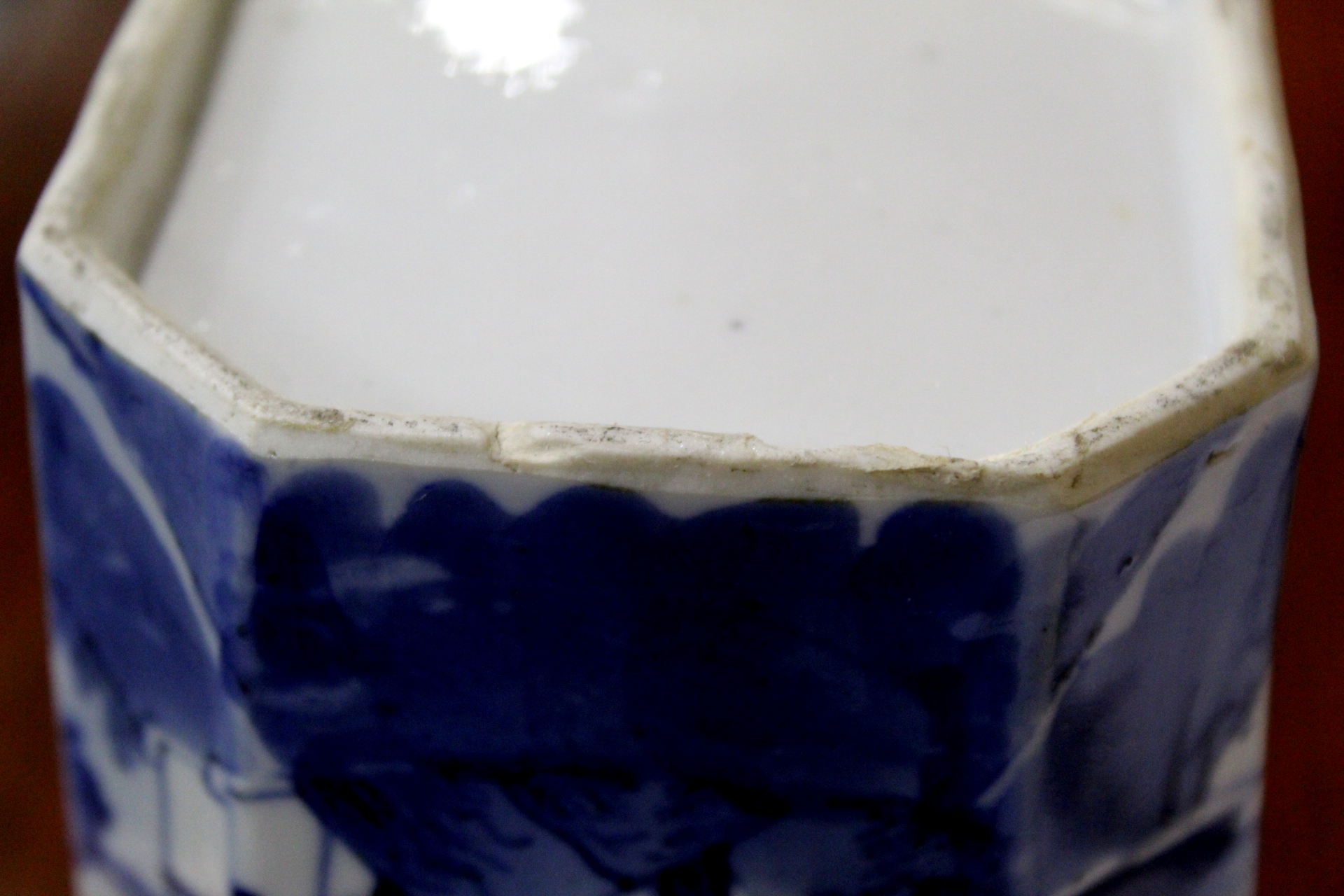 Pair of 18th century Chinese blue and white tea caddies of chamfered square form, the continuous - Image 19 of 20