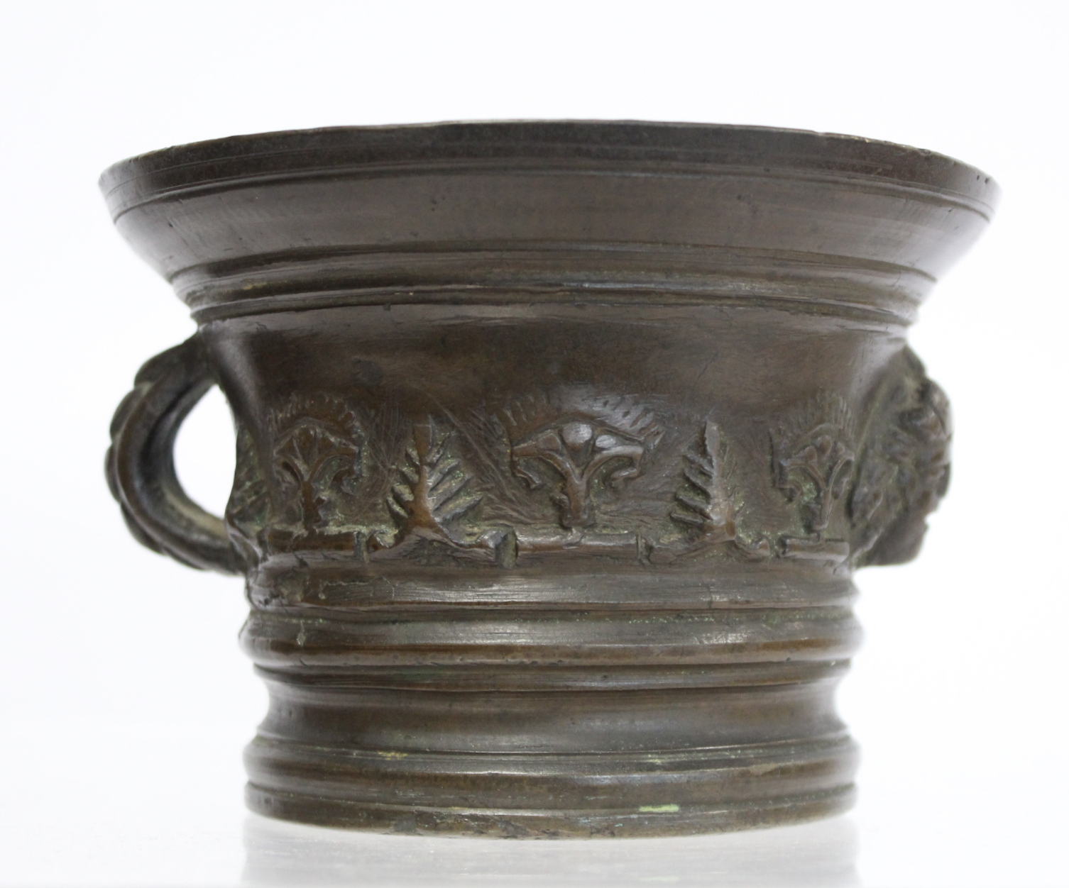 17th century bronze mortar and pestle, the mortar of flared circular form with single rope twist - Image 3 of 7
