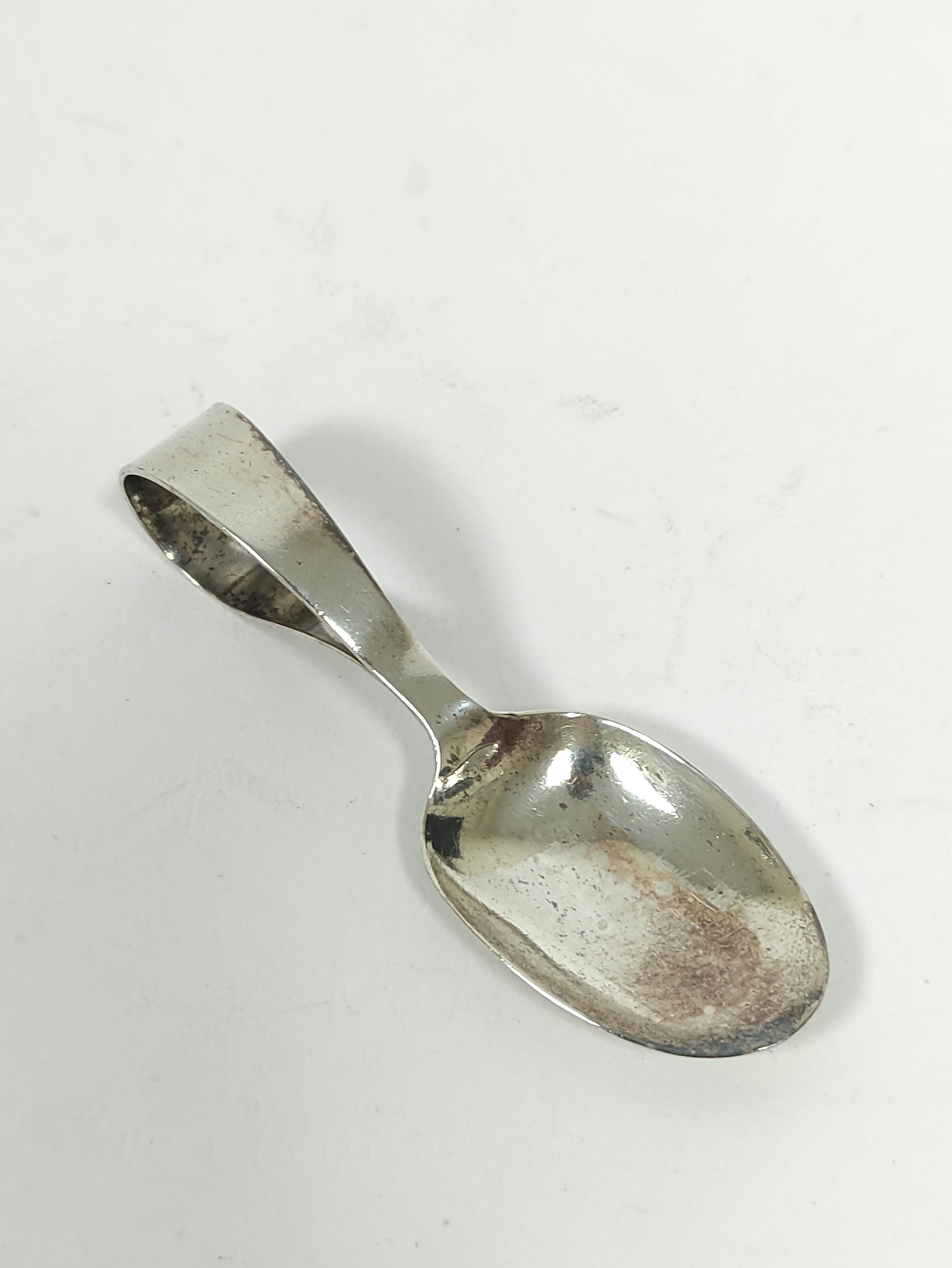 Silver sauce ladle, 1533 and a child's spoon, 72g / 2½oz. - Image 6 of 8