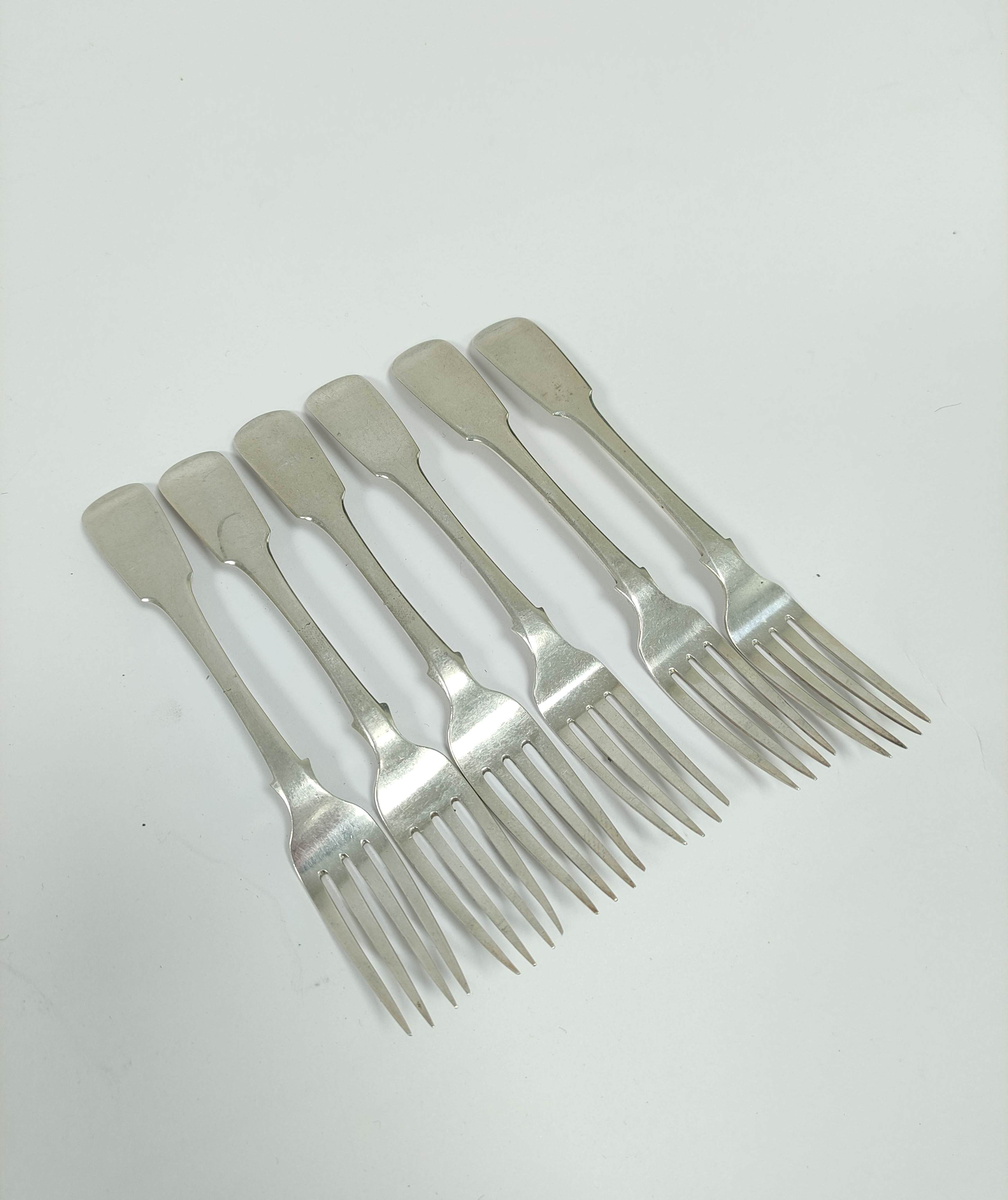 Set of six early 19th century silver dessert forks, fiddle pattern, probably Scottish Provincial