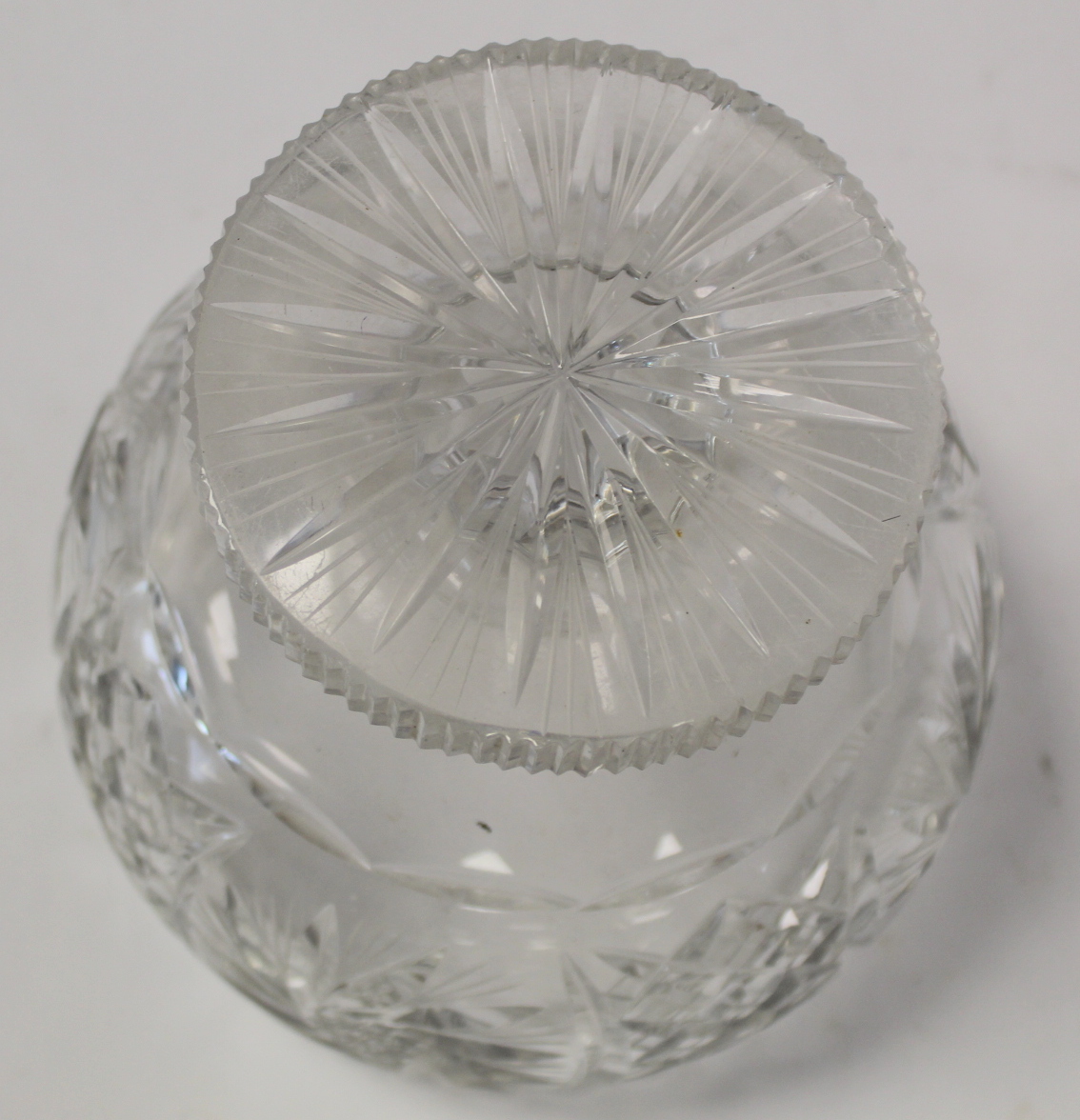 Cut glass sweetmeat bowl of campana form with short concave stem and square foot, 18cm high; another - Image 7 of 9