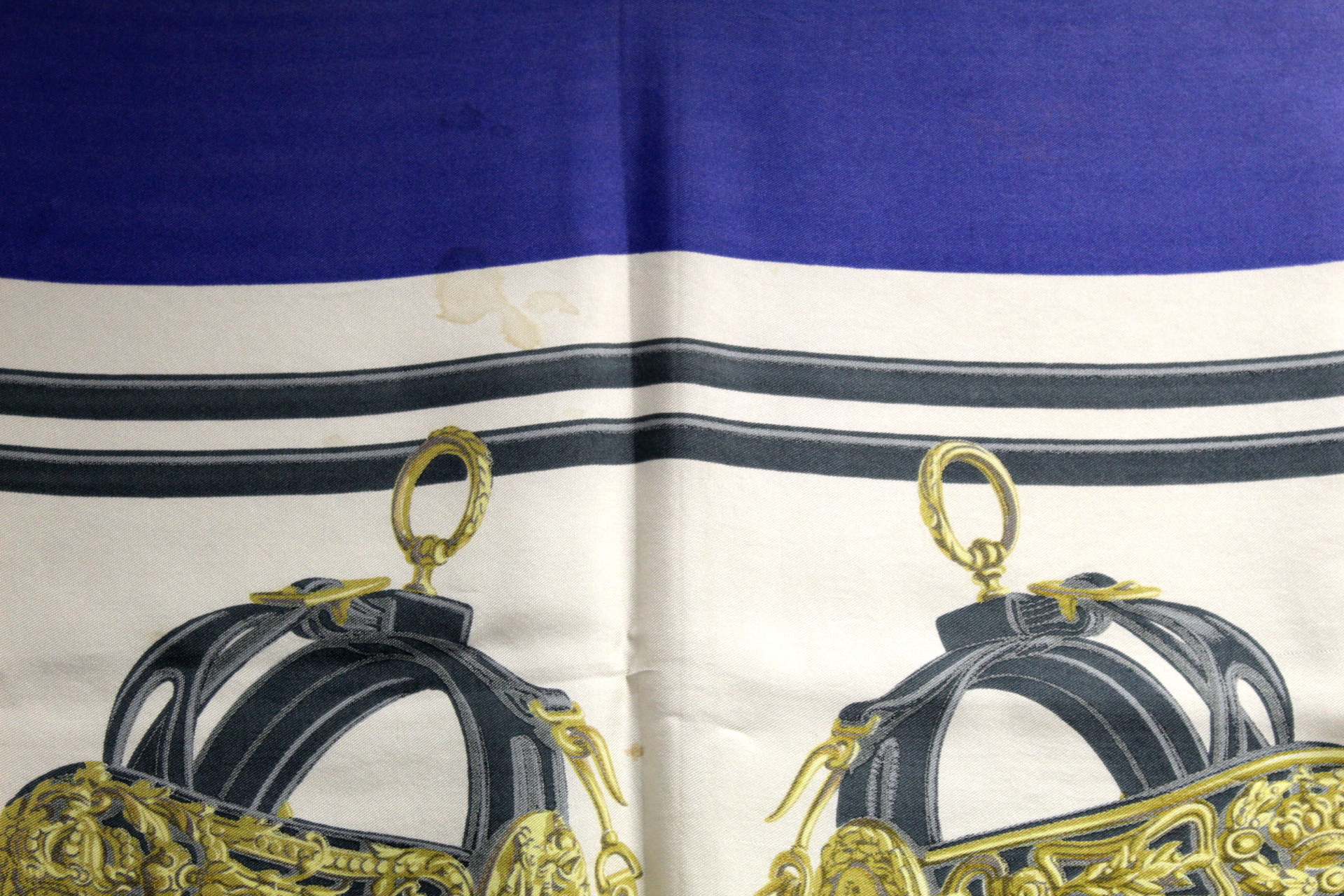 Hermès vintage silk "Brides de Gala" scarf designed by Hugo Grygkar, first issued 1957, with blue - Image 8 of 13