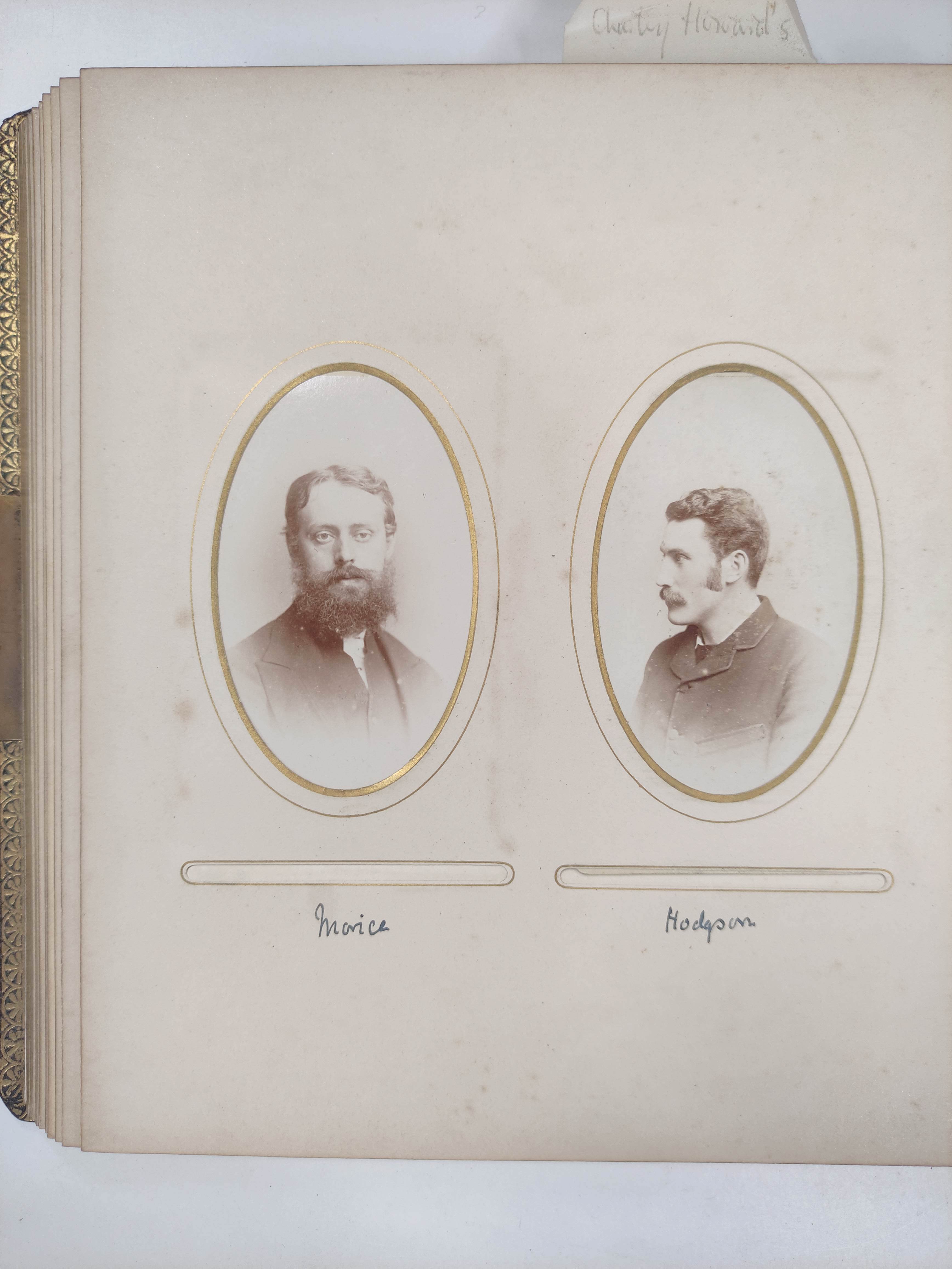 Photographs. Photograph album belonging to Charles Howard, containing a large collection of 19th - Bild 3 aus 15