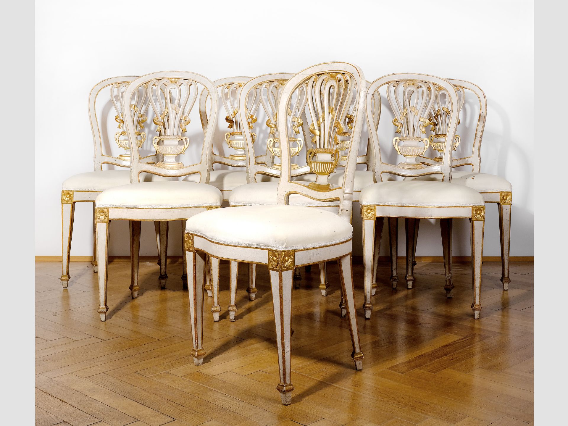 Rare set of eight Venetian chairs, Venice, Around 1770 - Image 3 of 4