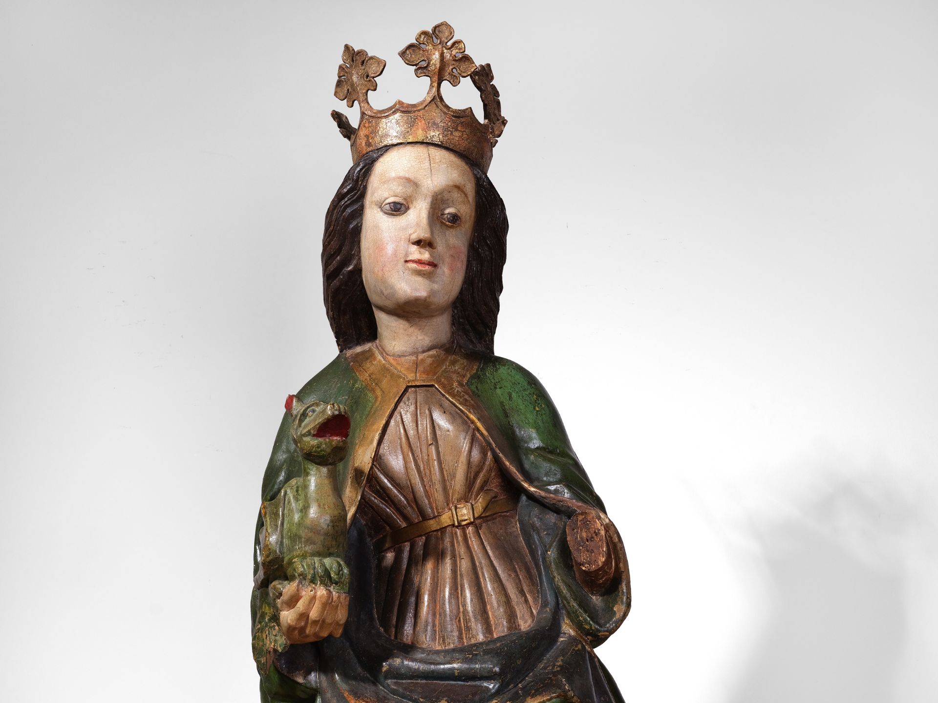 Meisterliche Bildhauerwerkstatt der Gotik, Hl. Margarete, Salzburger Meister, um 1440 - Bild 6 aus 8