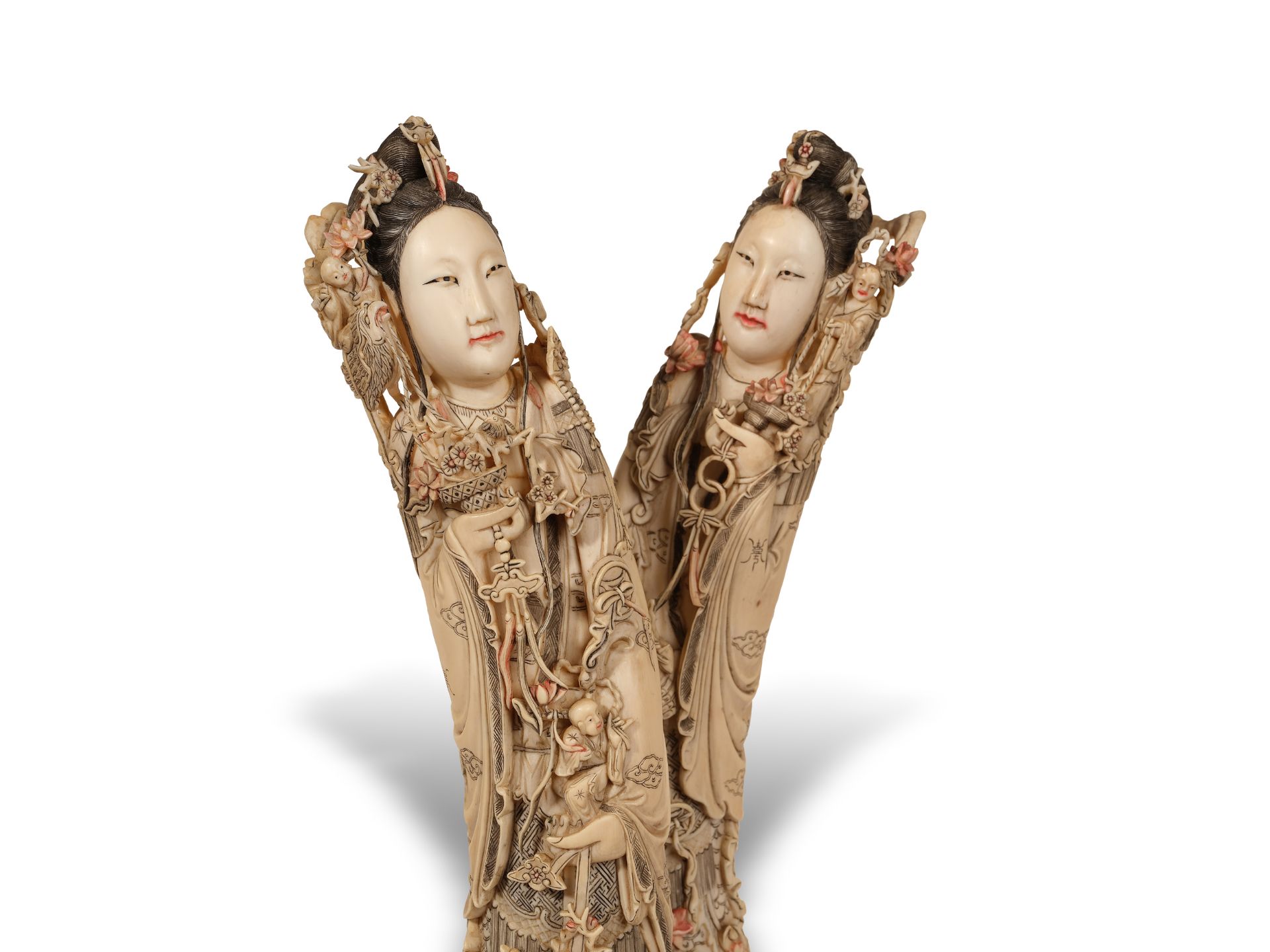 China Quing Dynastie, Paar Elfenbeinfiguren, 19. Jahrhundert - Bild 3 aus 6