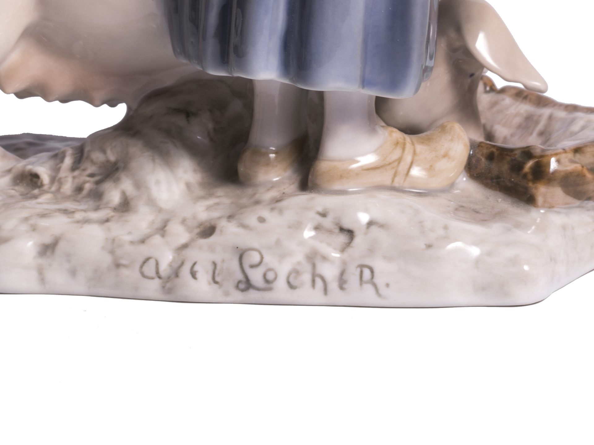 Royal Kopenhagen-Porzellan, Schweinehirtin, Entwurf: Axel Locher - Bild 5 aus 5