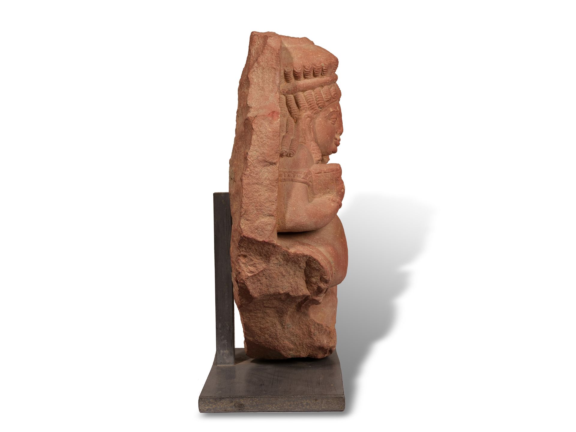 Indian deity, In the style of the 12th/14th century, Red sandstone - Image 4 of 5