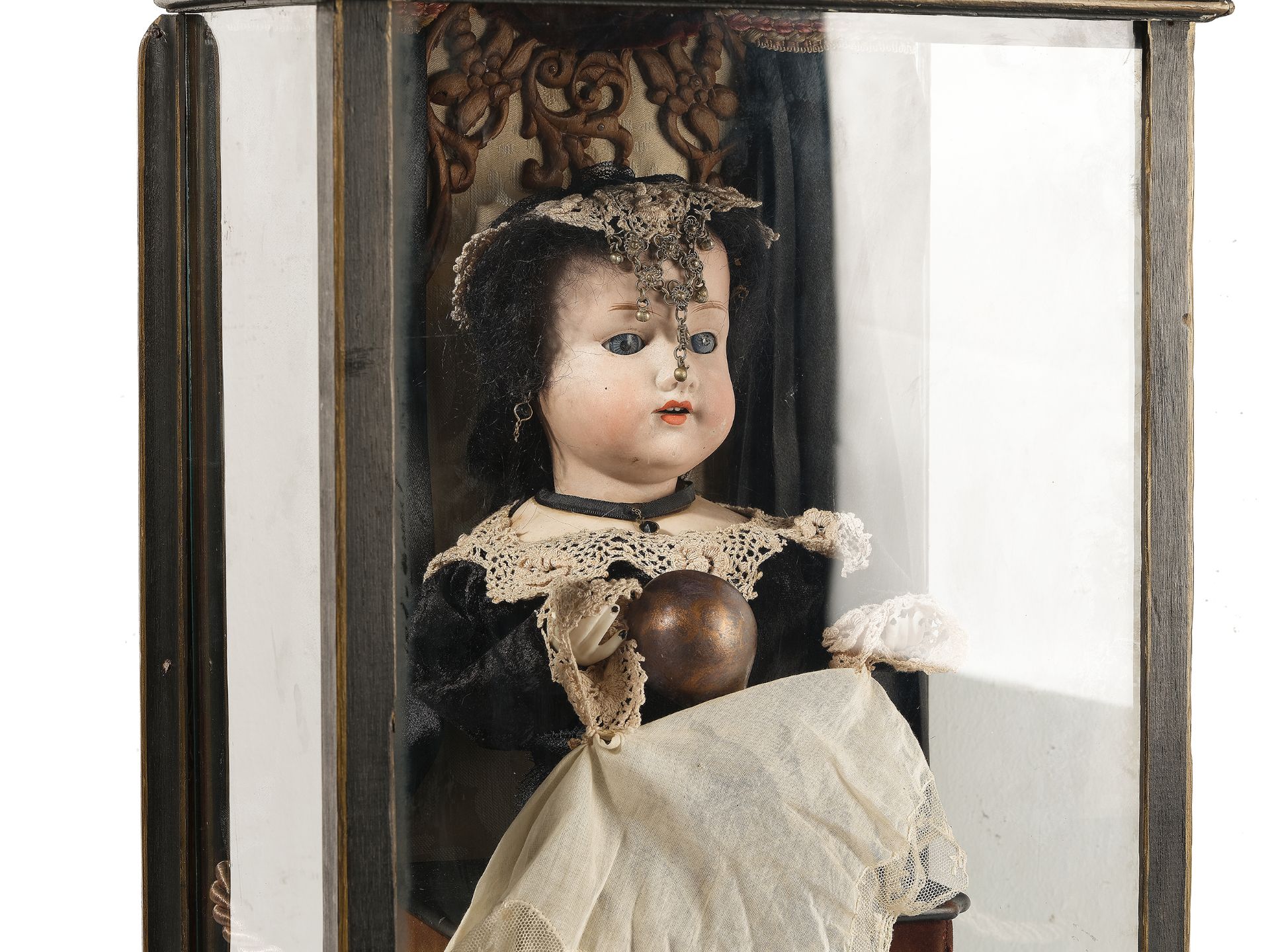 Doll vending machine, 
Fortune teller, 
Ca. 1900 - Image 3 of 8