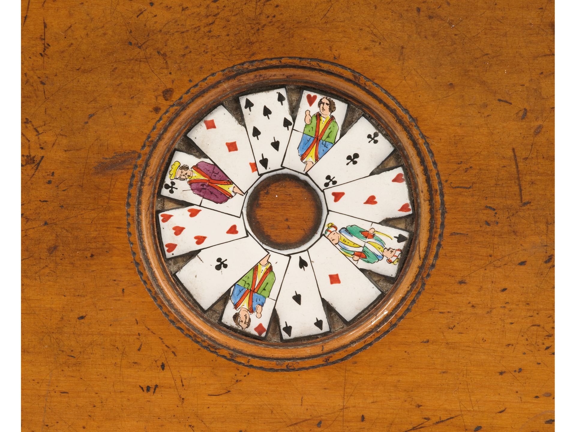 Game cartridge, 
Ca. 1900, 
Maple wood, leather covered - Image 3 of 4