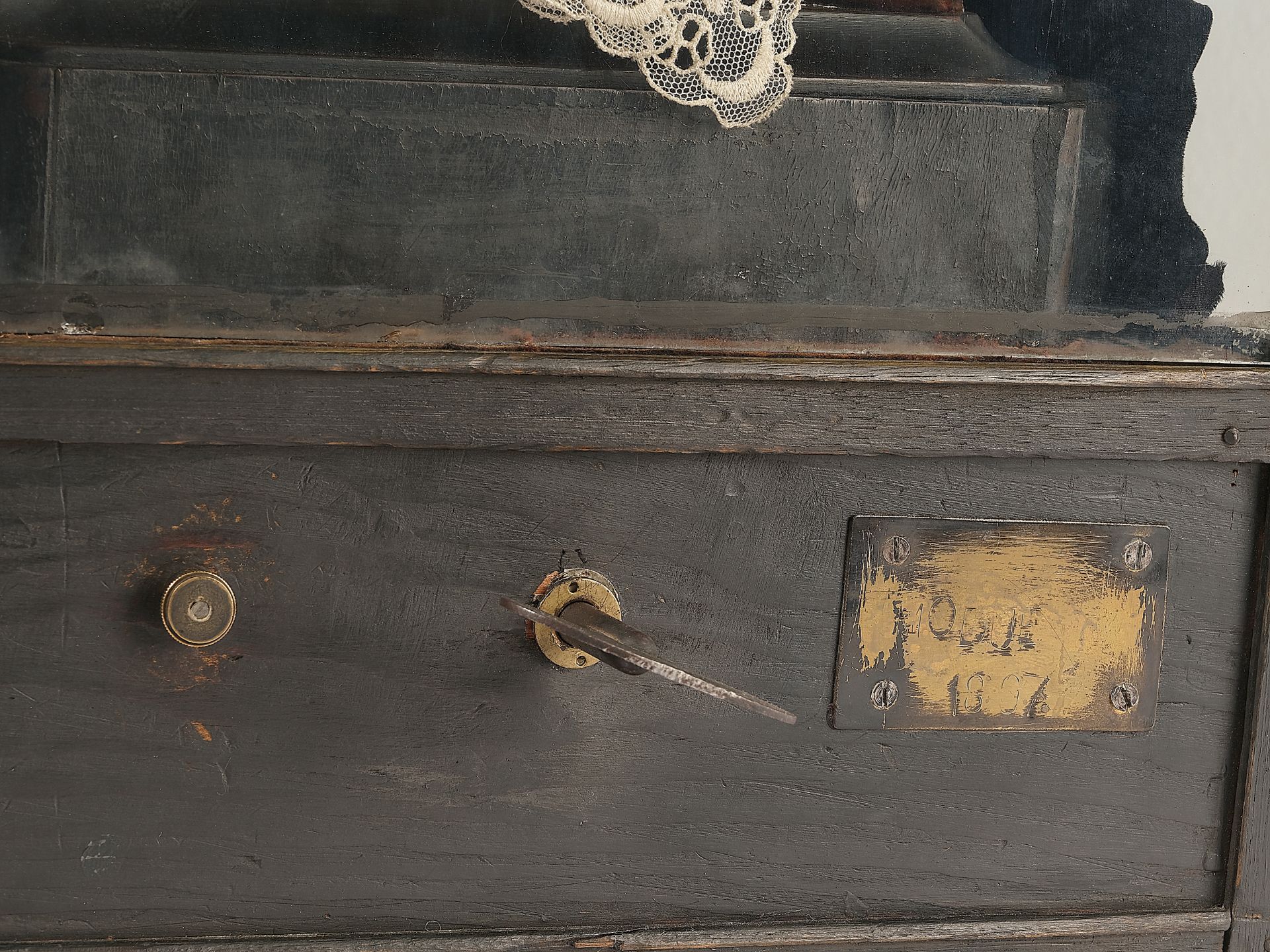 Doll vending machine, 
Fortune teller, 
Ca. 1900 - Image 7 of 8