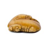 Netsuke, Liegendes Tier, Japan