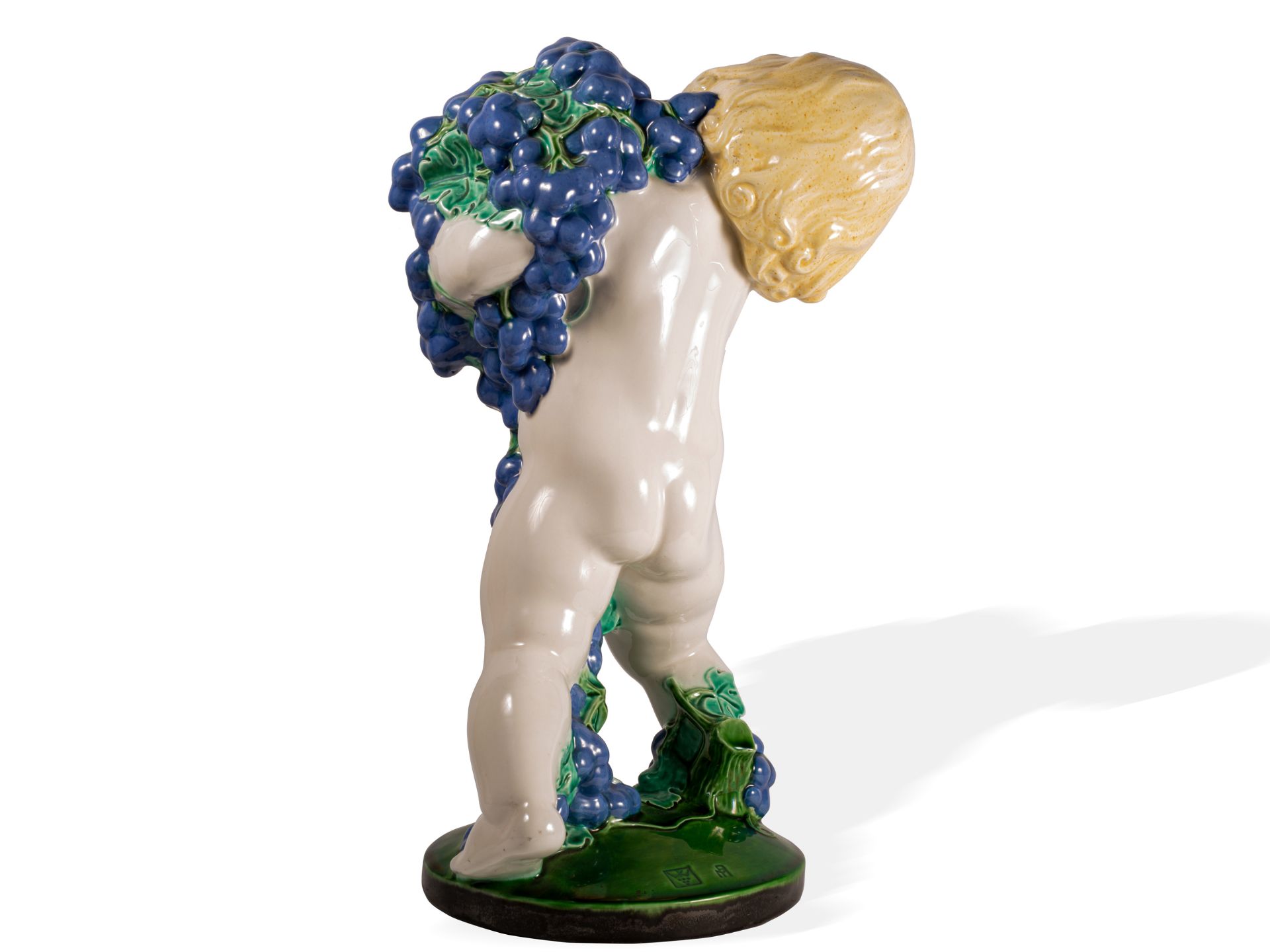 Michael Powolny, Judenburg 1871 - 1954 Wien, Putto mit Trauben "Herbst" - Bild 6 aus 9