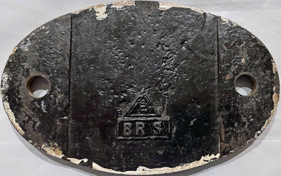 British Railways (Southern Region) cast-iron SHEDPLATE 75C from Norwood Junction 1950-66, then - Image 2 of 2