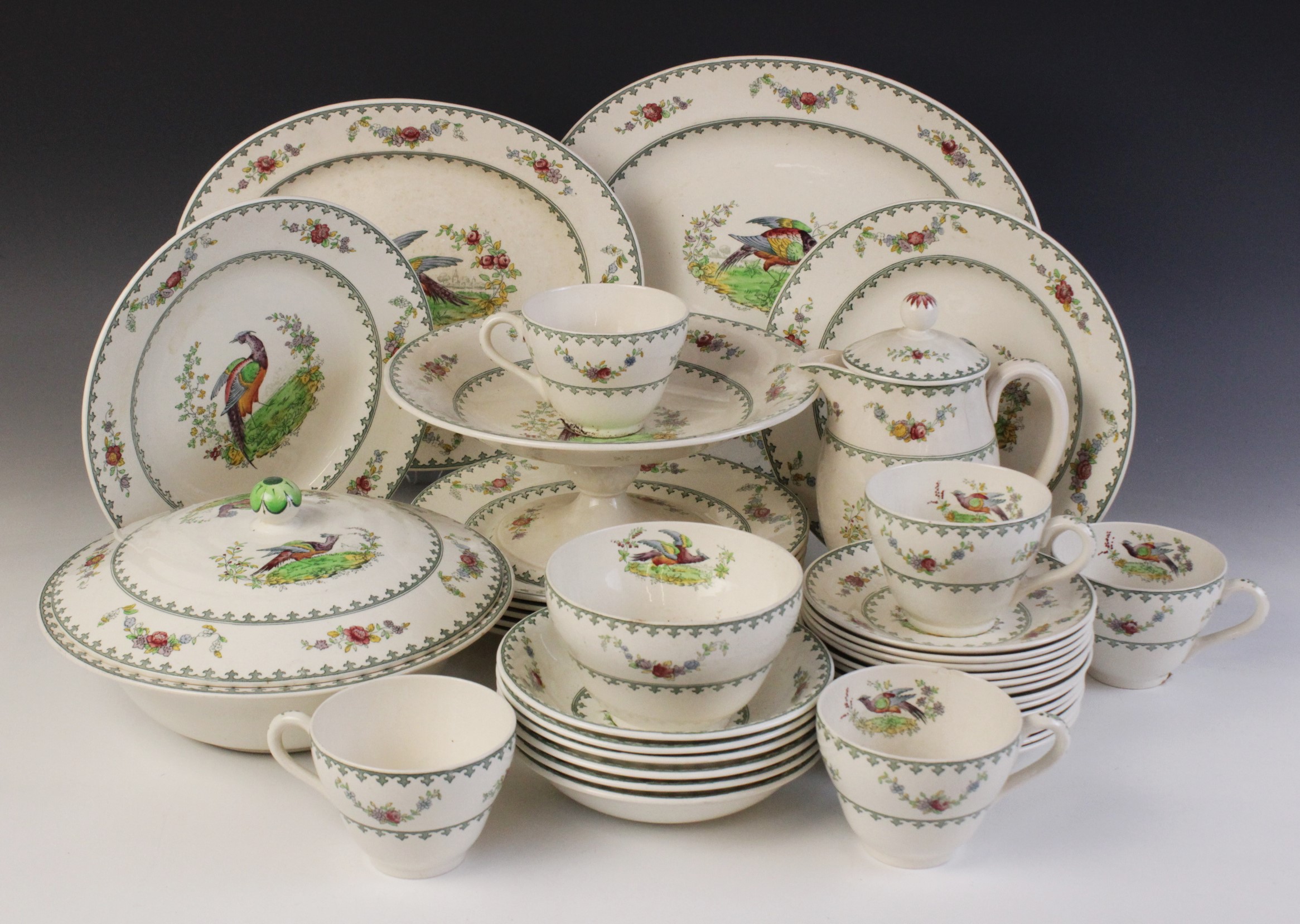 A Copeland Spode Vienna bird part service, early 20th century, comprising seven dinner plates, 23.