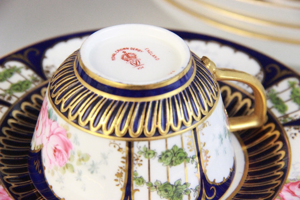 A Royal Crown Derby part tea service, late 19th century, comprising: a teapot and cover, a - Image 2 of 7