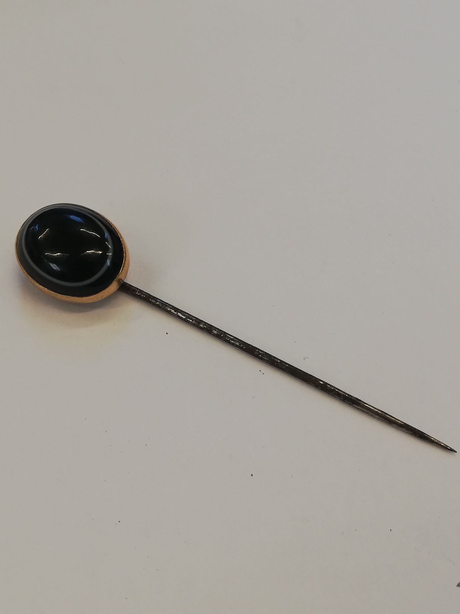 A selection of stick pins and accessories, to include a carved hardstone cameo stick pin, - Image 22 of 30