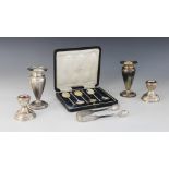 A cased set of six George V silver teaspoons, Josiah Williams & Co, London 1916, each 10.4cm long,