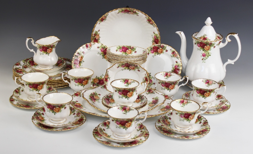A Royal Albert part coffee service in the Old Country Roses pattern, comprising: a coffee pot and - Image 3 of 5