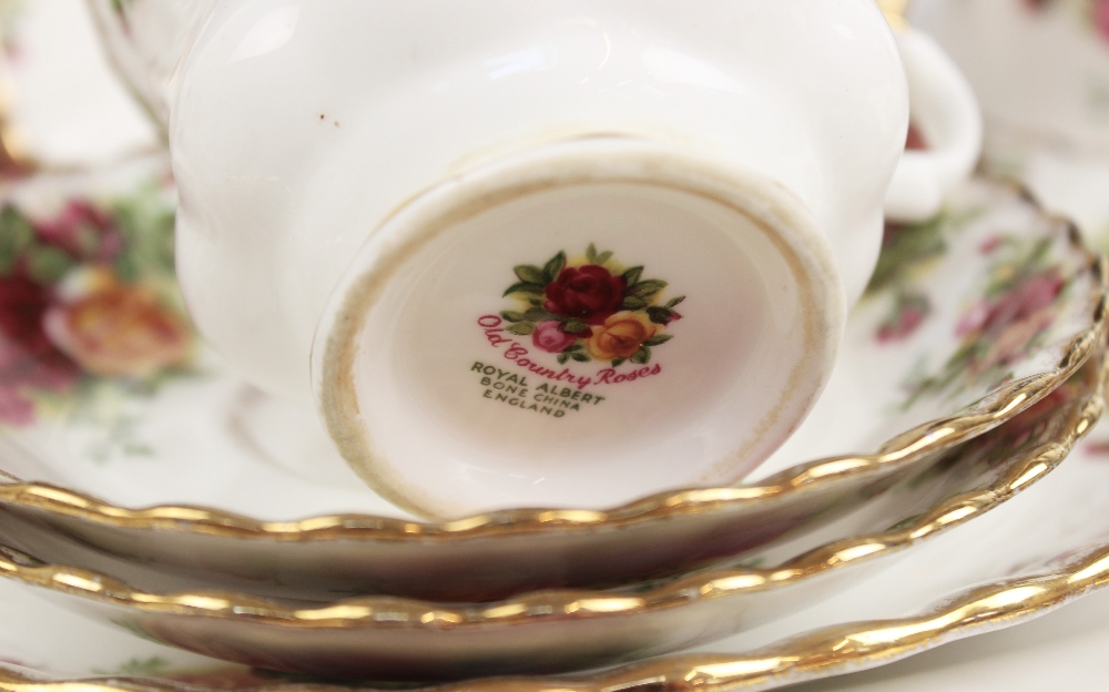 A Royal Albert part coffee service in the Old Country Roses pattern, comprising: a coffee pot and - Image 4 of 5