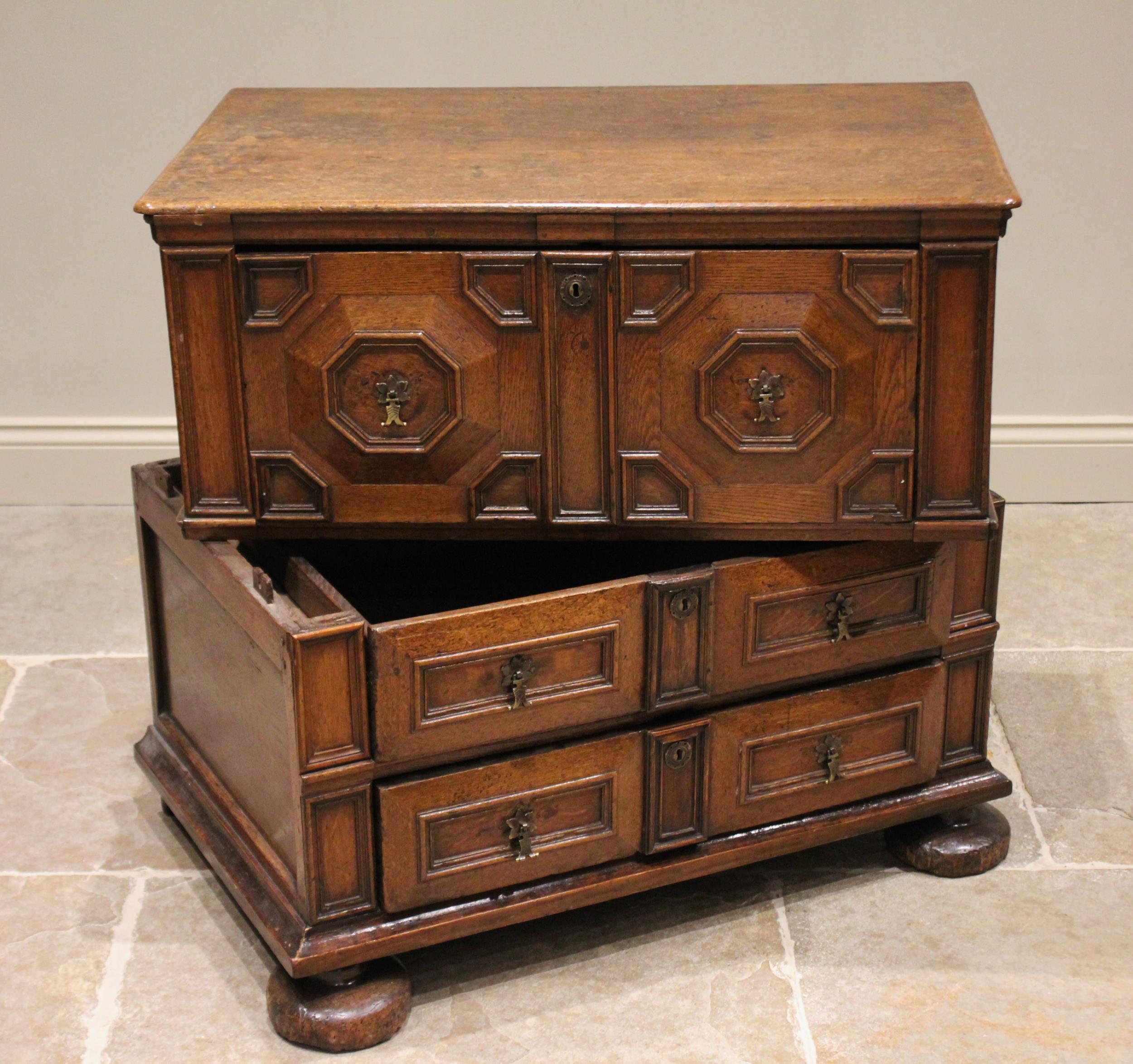 A late 17th/early 18th century two section oak chest of drawers, the upper section with a - Image 3 of 3