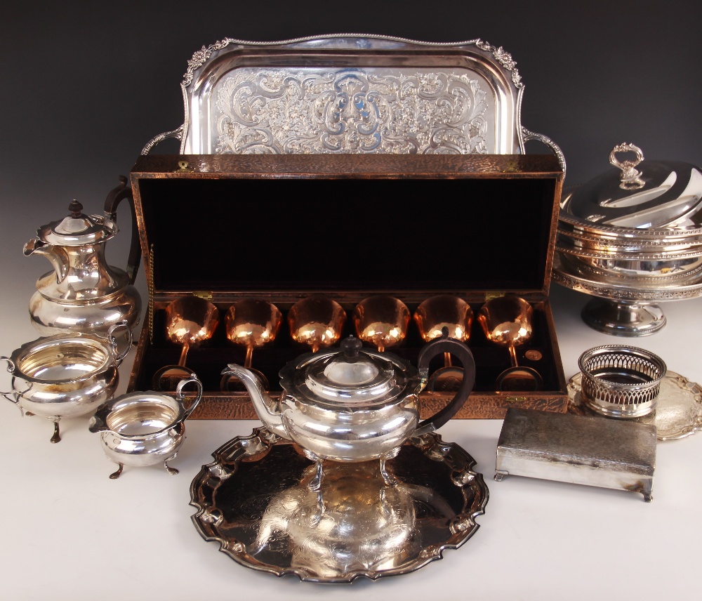 A large quantity of silver mounted, silver plated and silver coloured tableware and accessories,