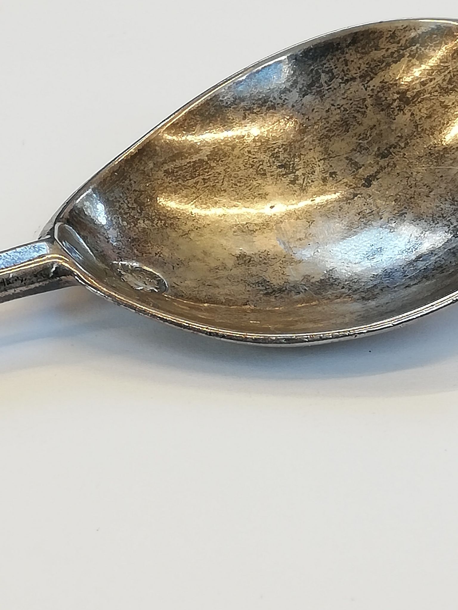 A Charles I silver seal-top spoon, Edward Hole, London 1636, the fig-shaped bowl set to a faceted - Bild 6 aus 26