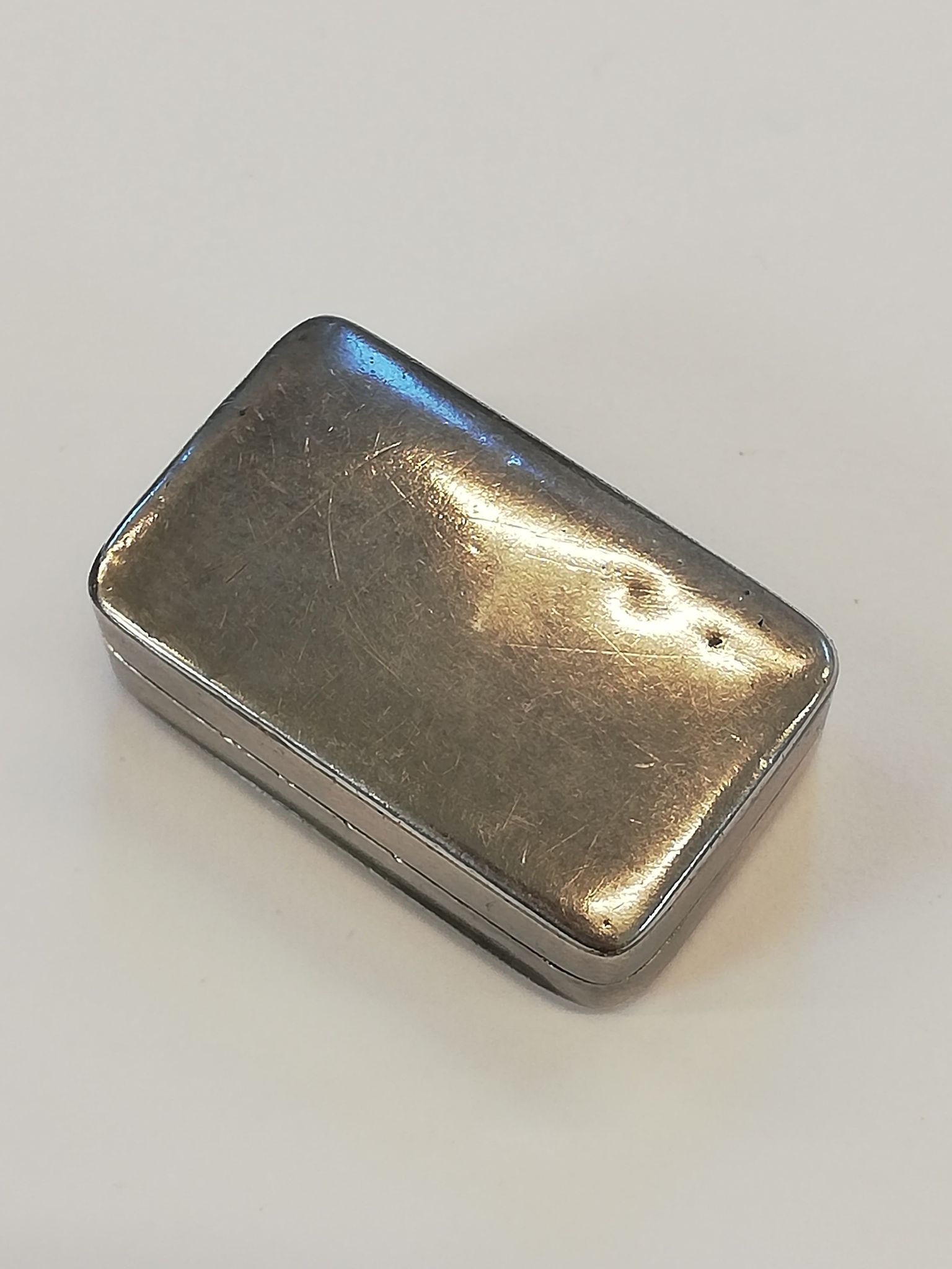 A George III silver vinaigrette, Joseph Willmore, Birmingham 1805, of plain polished rectangular - Bild 7 aus 16