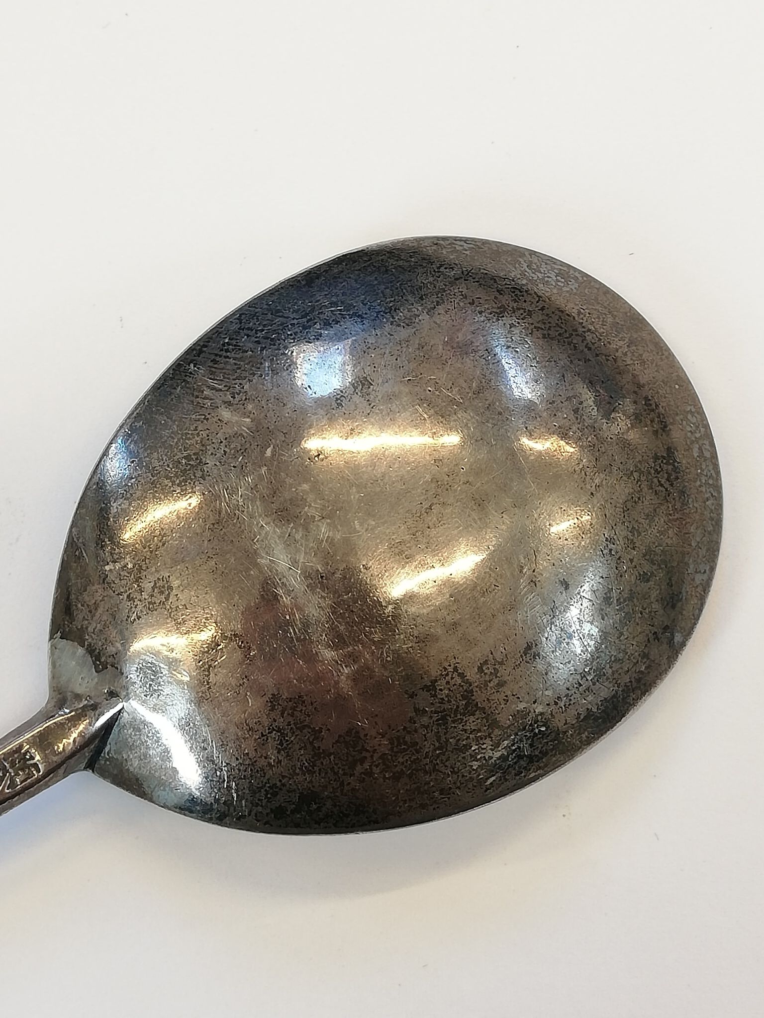 A Charles I silver seal-top spoon, Edward Hole, London 1636, the fig-shaped bowl set to a faceted - Bild 8 aus 26